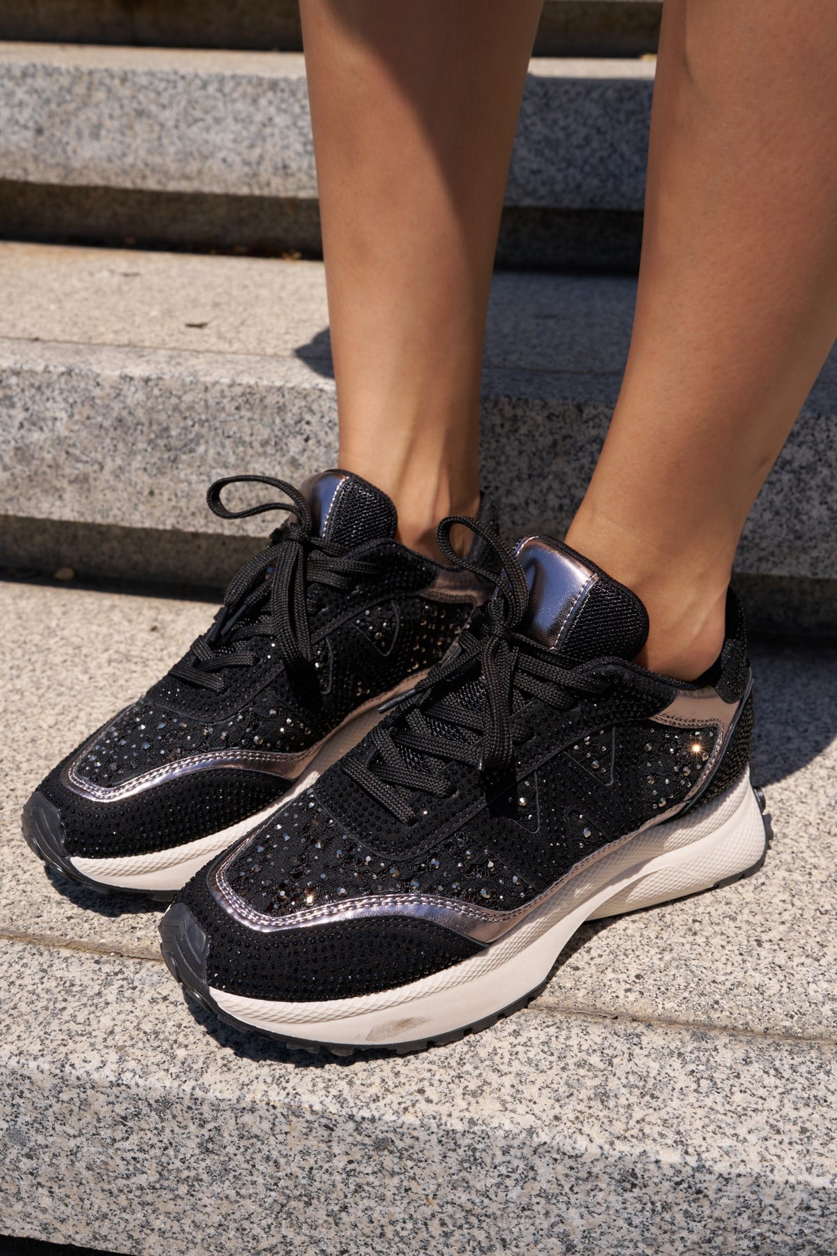 VESSANO KADIN SIYAH TAS DETAY SNEAKER