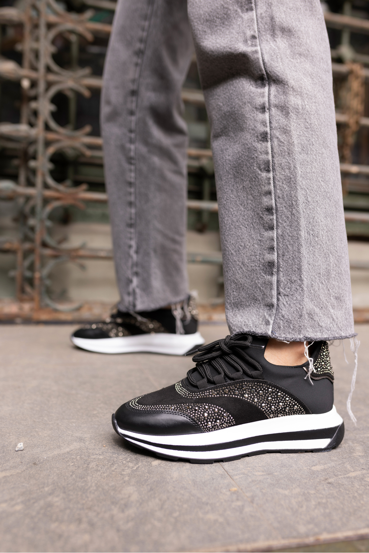 COLLE KADİN SİYAH SCUBA MALZEME SİYAH TAŞ SNEAKER