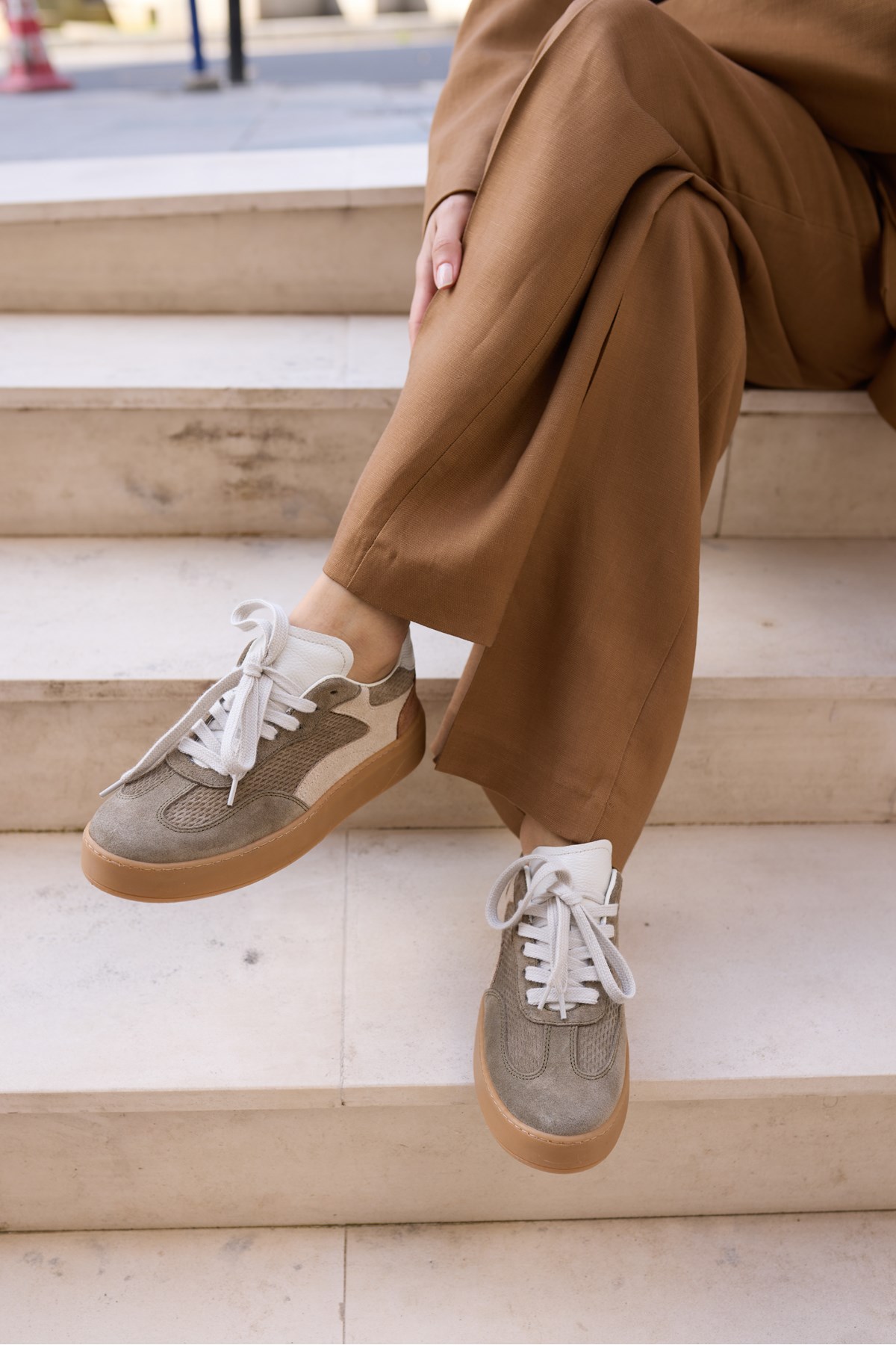 ALCOY KADİN YEŞİL GERCEK DERİ SÜET BAGCIKLI RAHAT TABAN SNEAKER