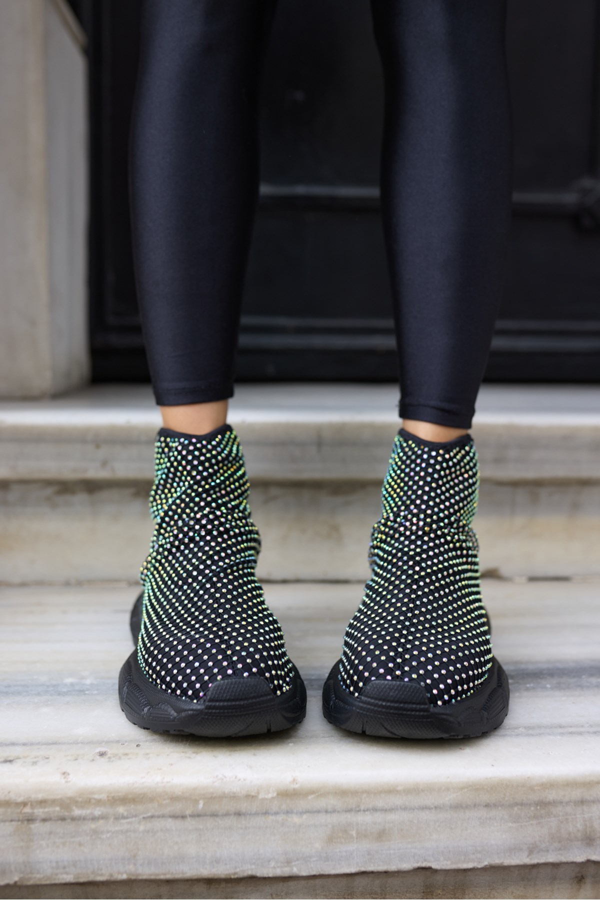 DEJAA KADIN SIYAH JANJAN TAS DETAY SNEAKER BOT