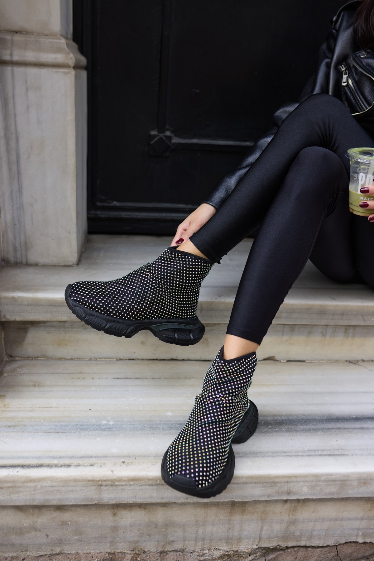 DEJAA KADIN SIYAH JANJAN TAS DETAY SNEAKER BOT