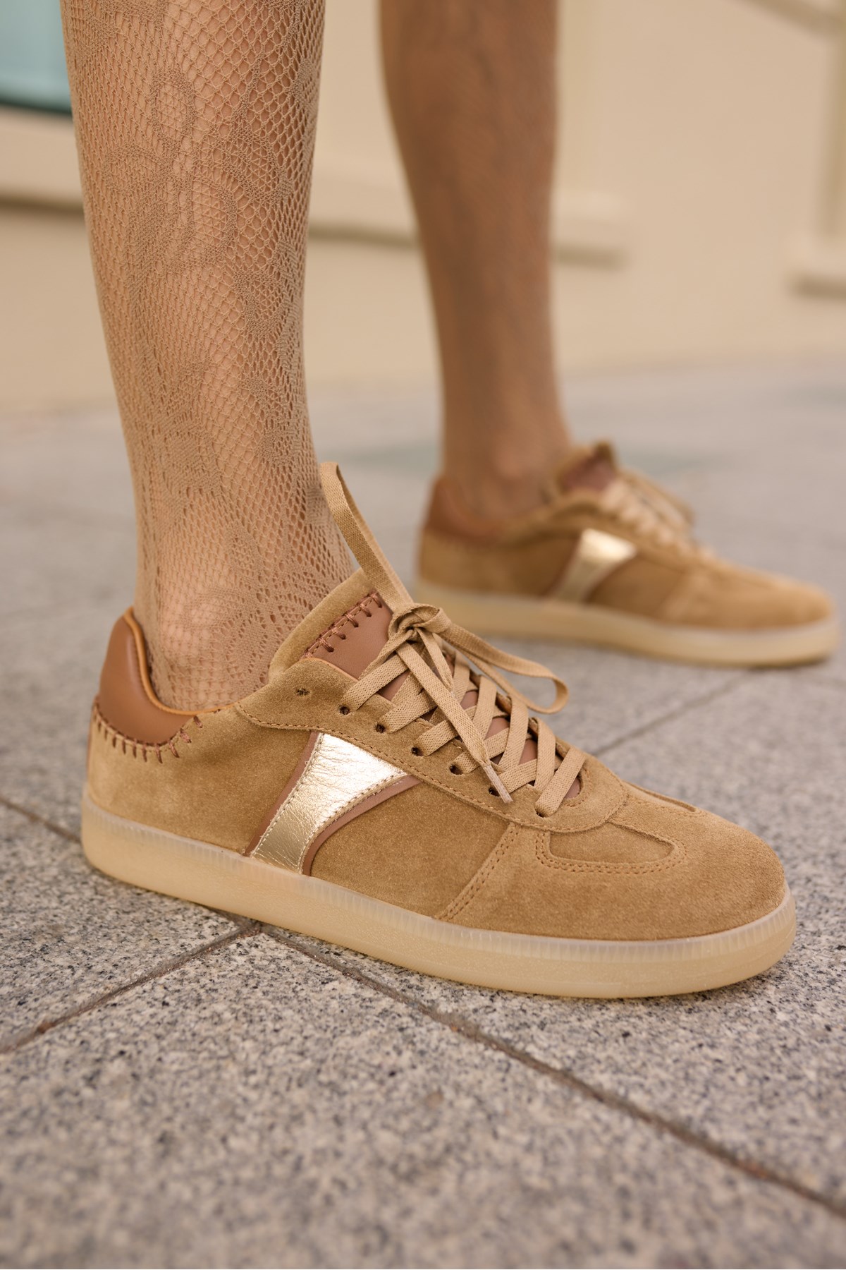 TANİA KADİN TUTUN TABA GERCEK DERİ SUET BAGCIKLI SNEAKER