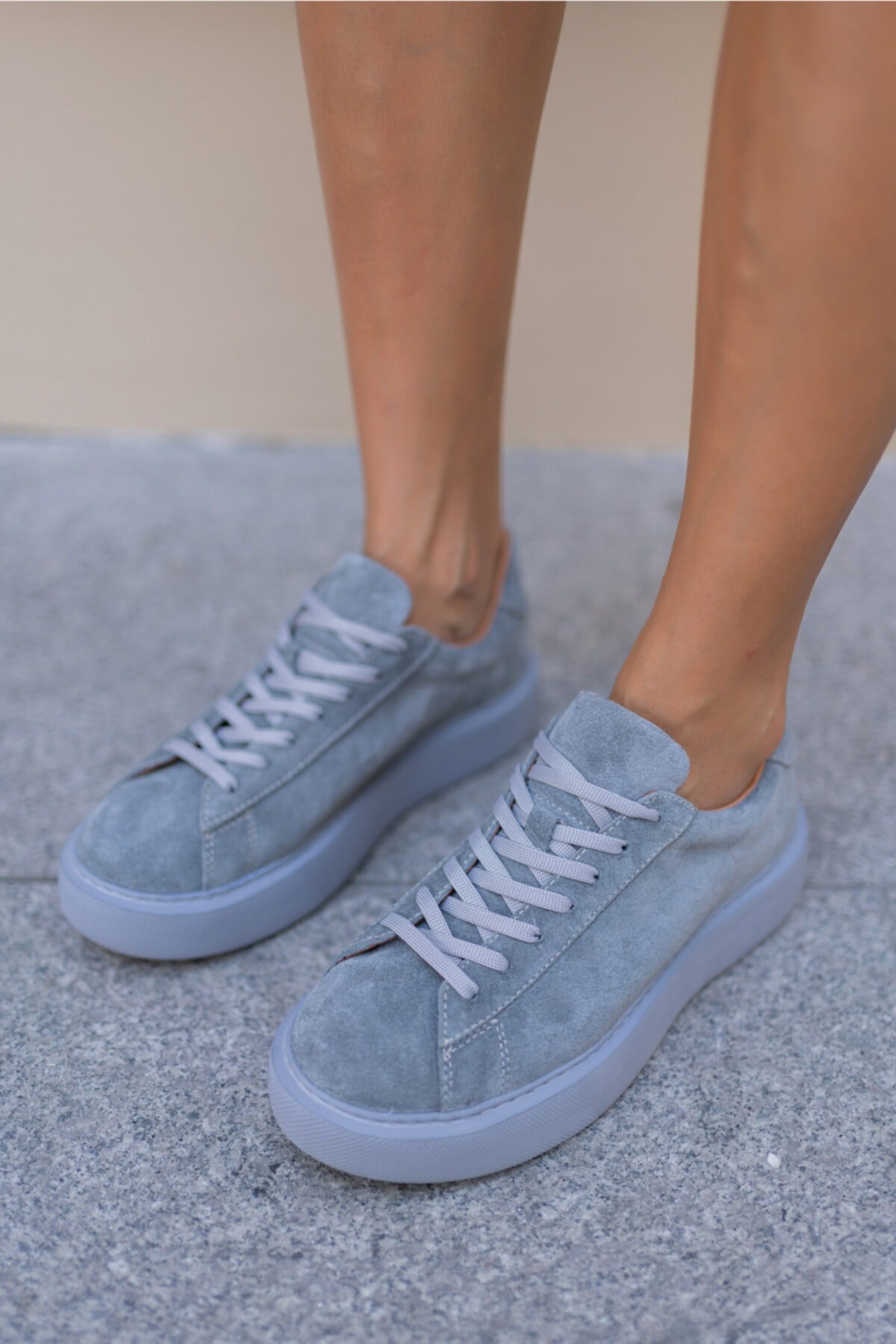 Kadın Gri Süet Gri Taban Sneaker