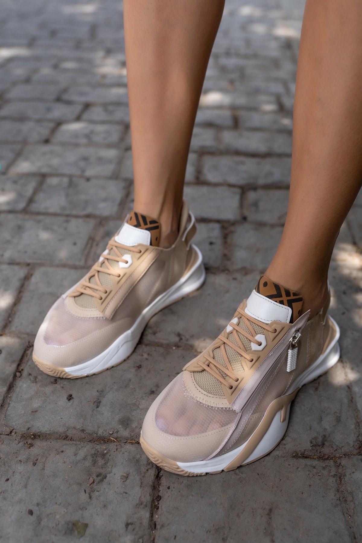 Mojca Kadin Bej File Detay Sneakers