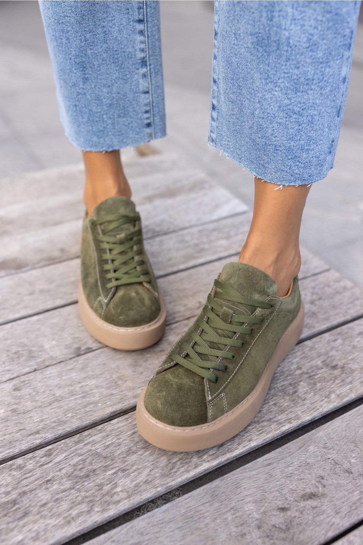 Angelo Kadın Haki Gercek Suet Sneaker