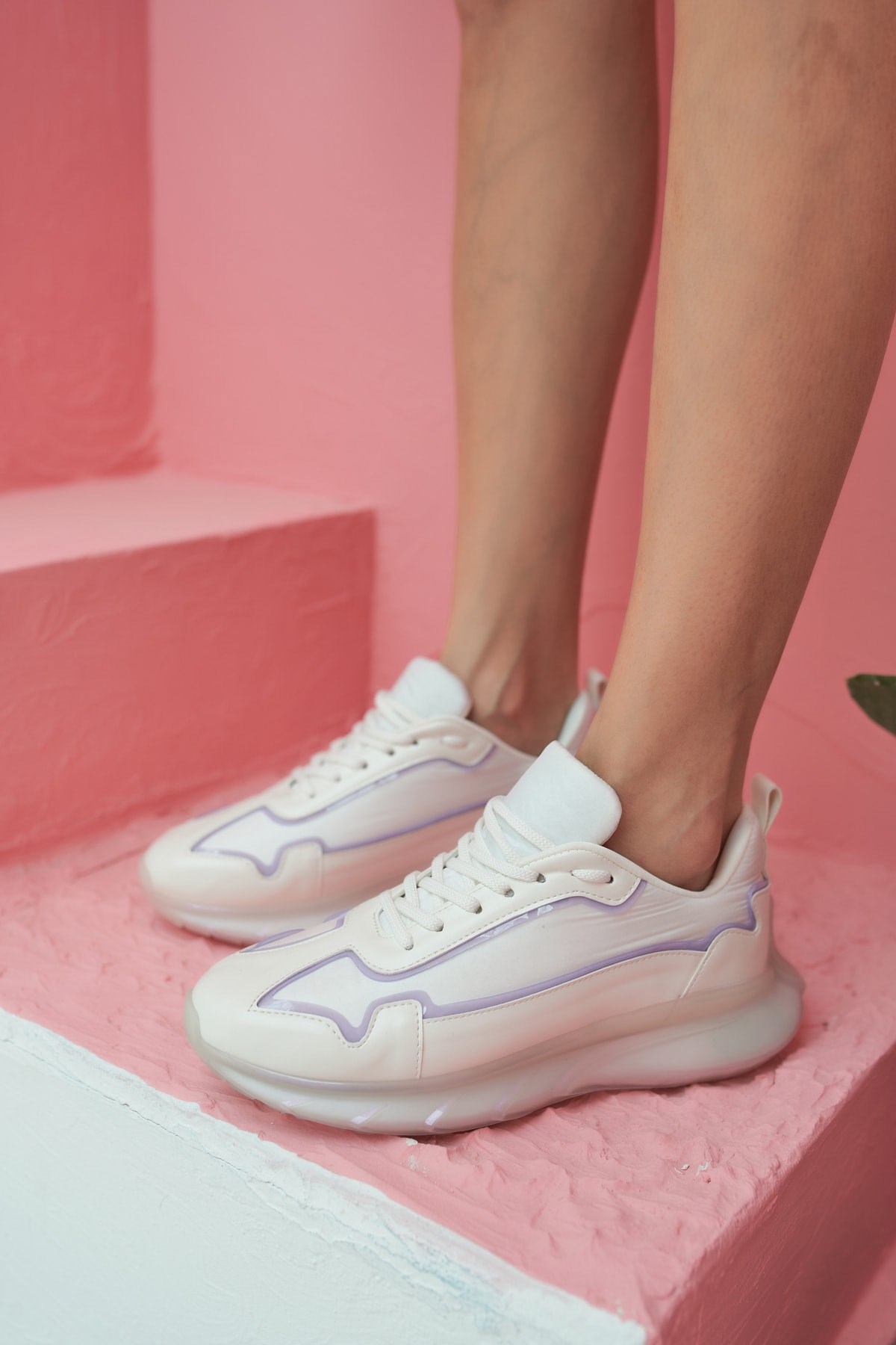 Lyuba Kadın Beyaz Lila Airtaban Detay Sneakers