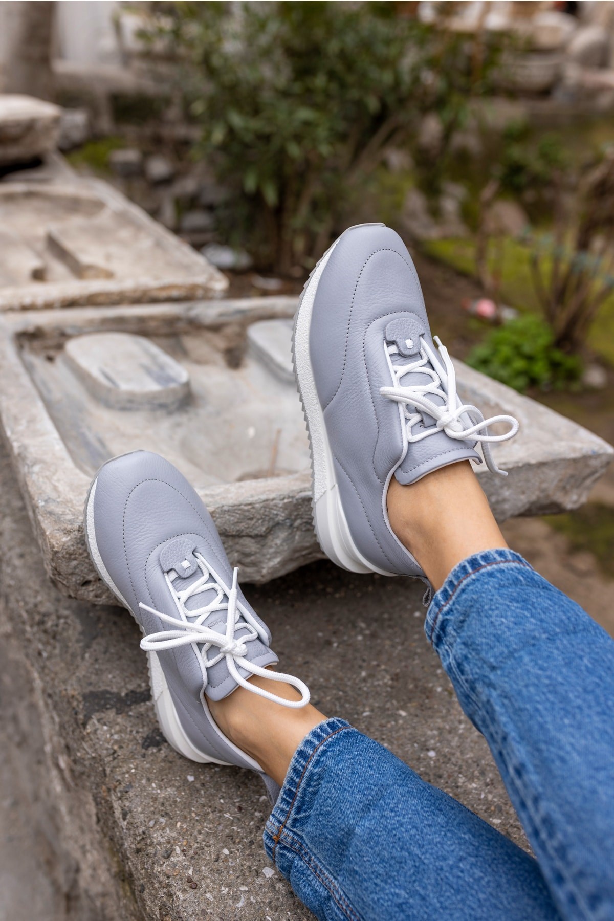 Tobias Kadin Gri Gercek Deri Puff Detay Sneaker