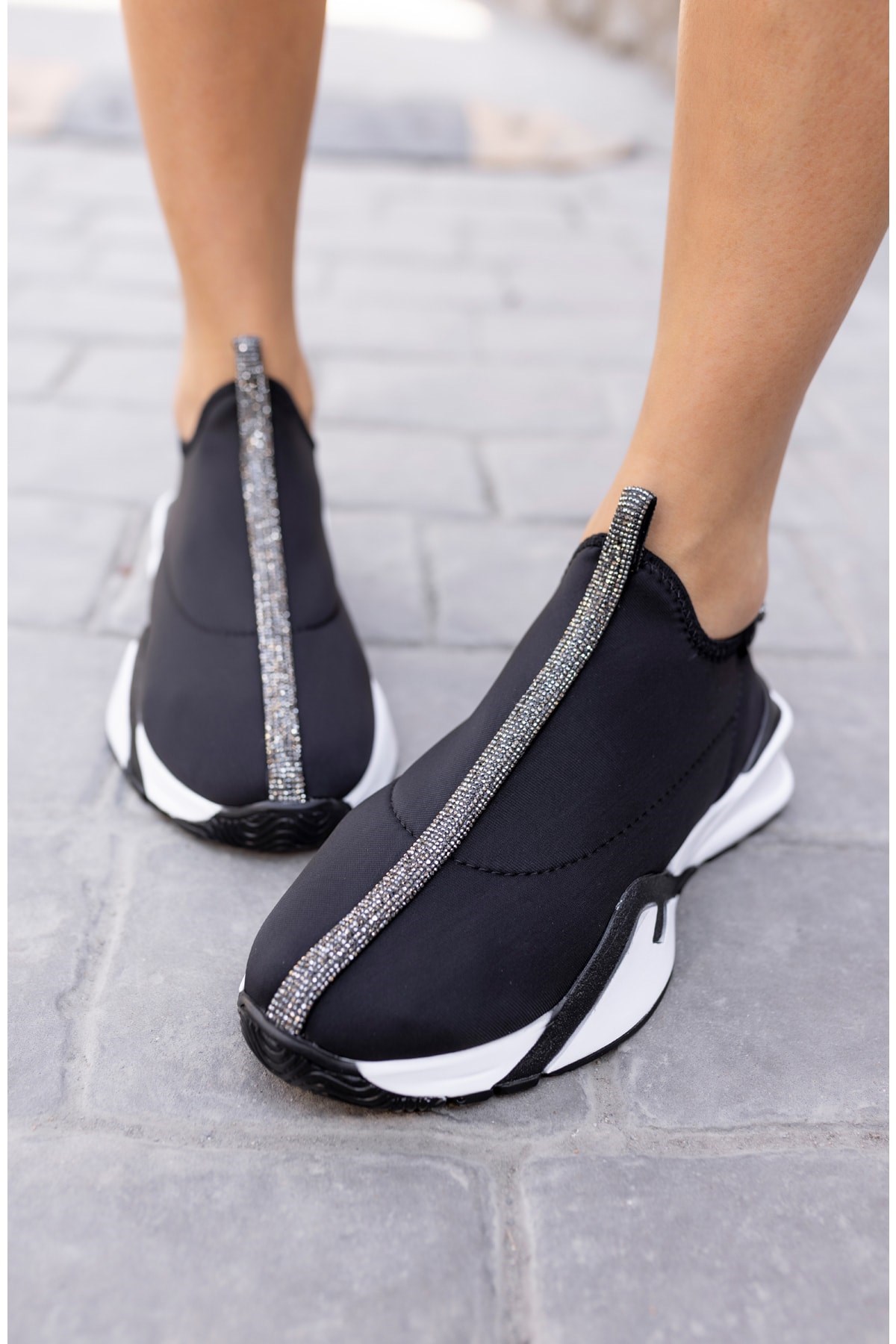 Bareto Kadın Siyah Dalgıc Kumaş Sneaker