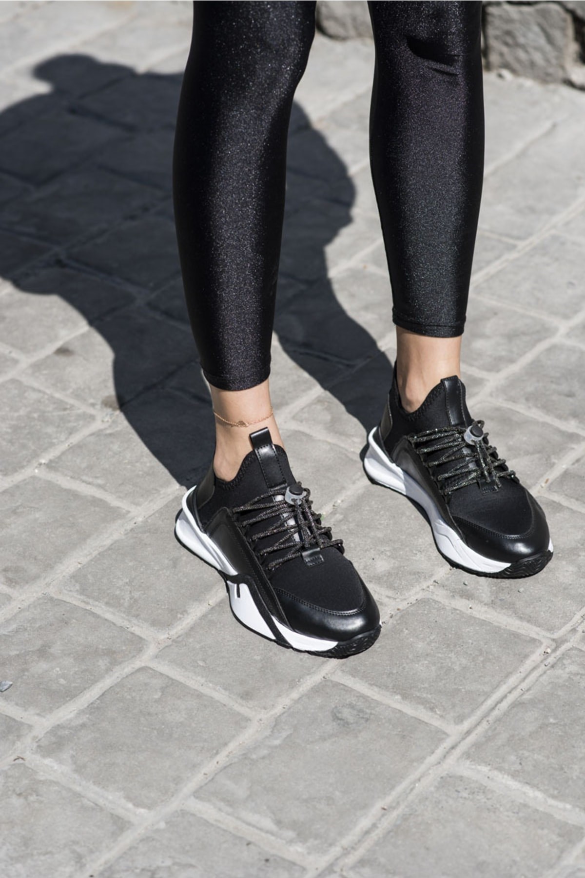 Salva Kadın Siyah Scuba Kumaş Taş Detay Sneaker