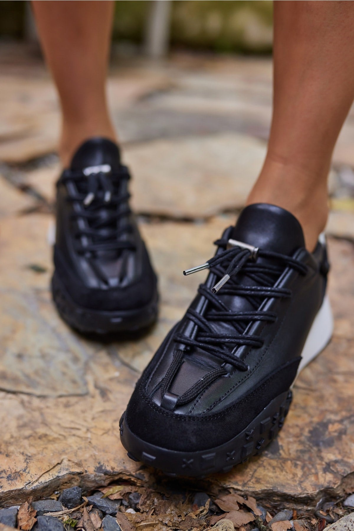 READY KADIN SİYAH GERCEK DERİ SNEAKER