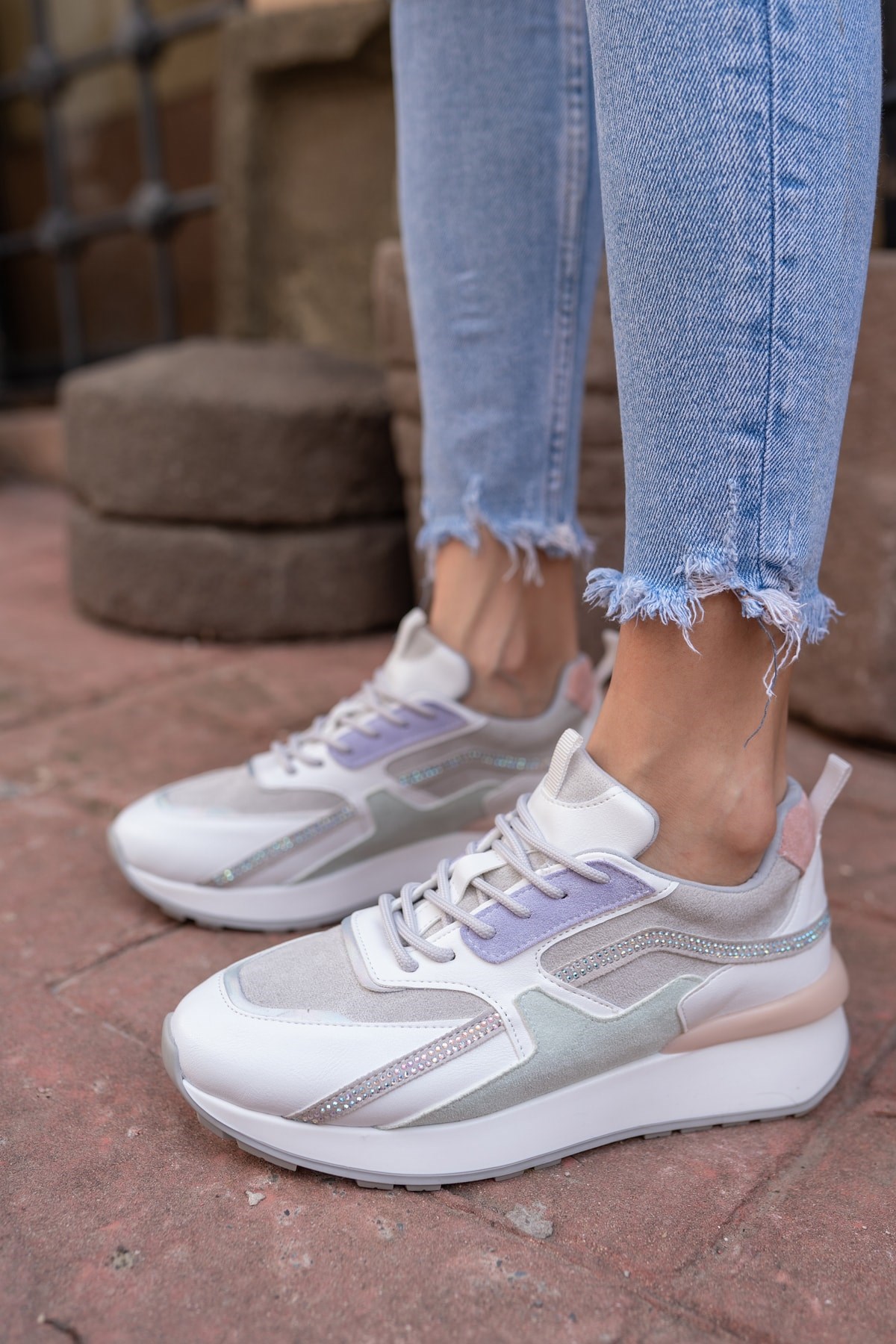 Vivian Kadin Beyaz Multi Sneakers