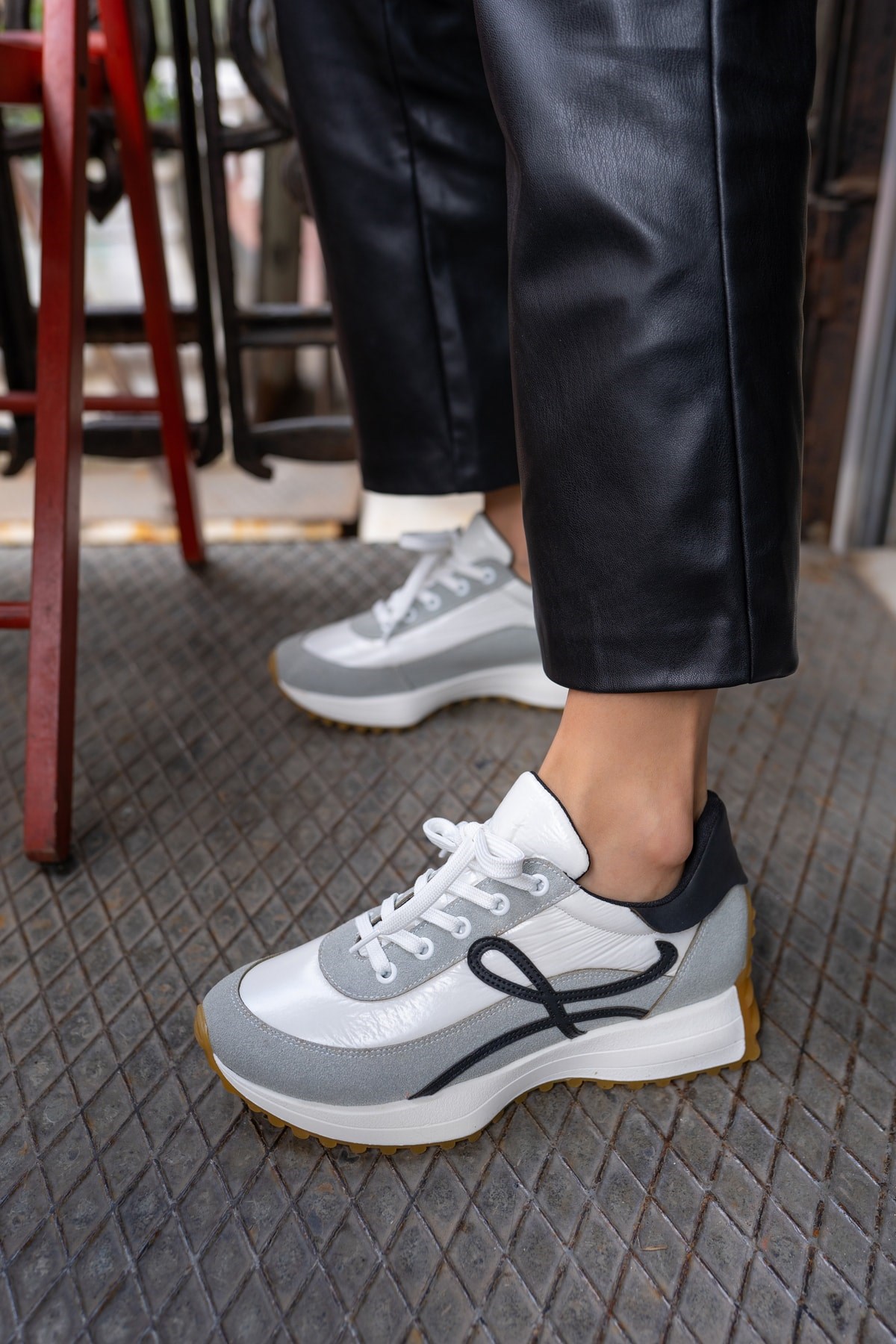 Jaine Kadın Beyaz Siyah Sneakers Ayakkai