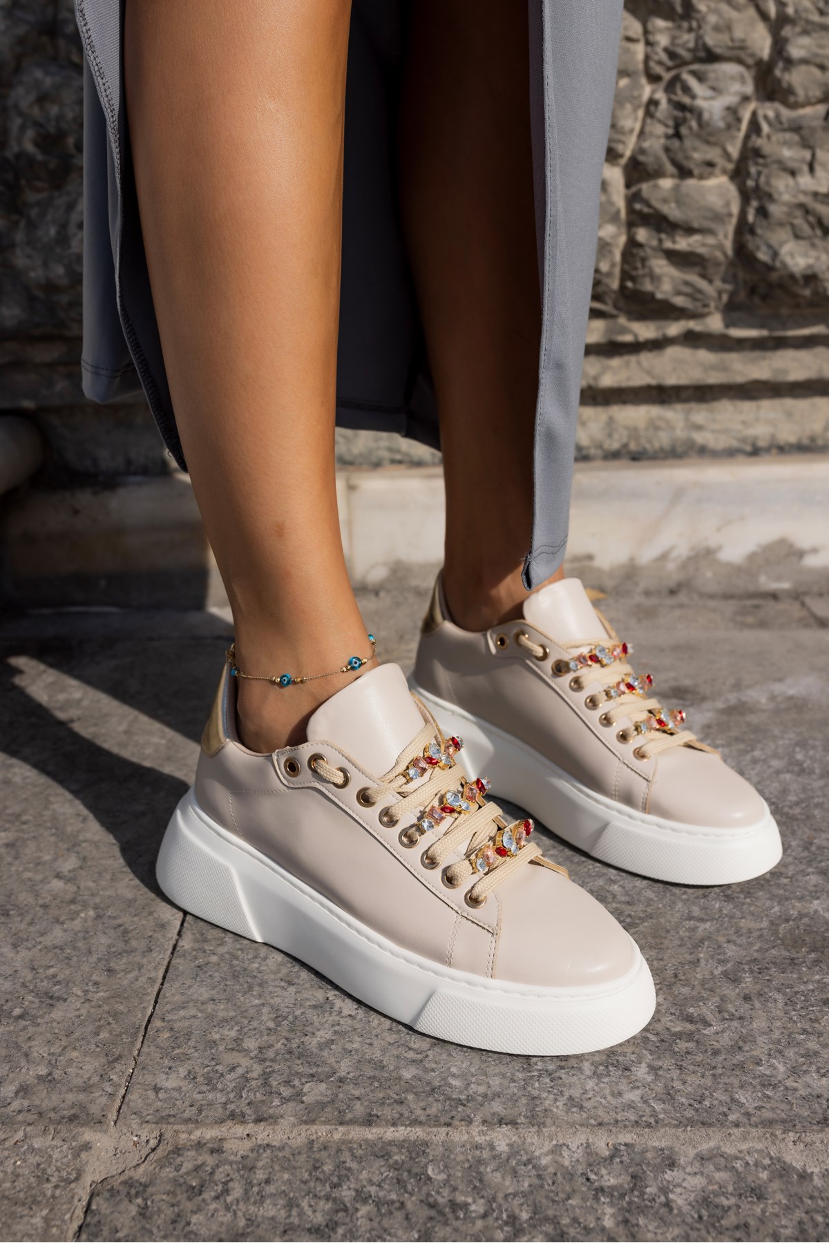 DONALD KADİN BEJ TAŞ DETAY EVA TABAN SNEAKER