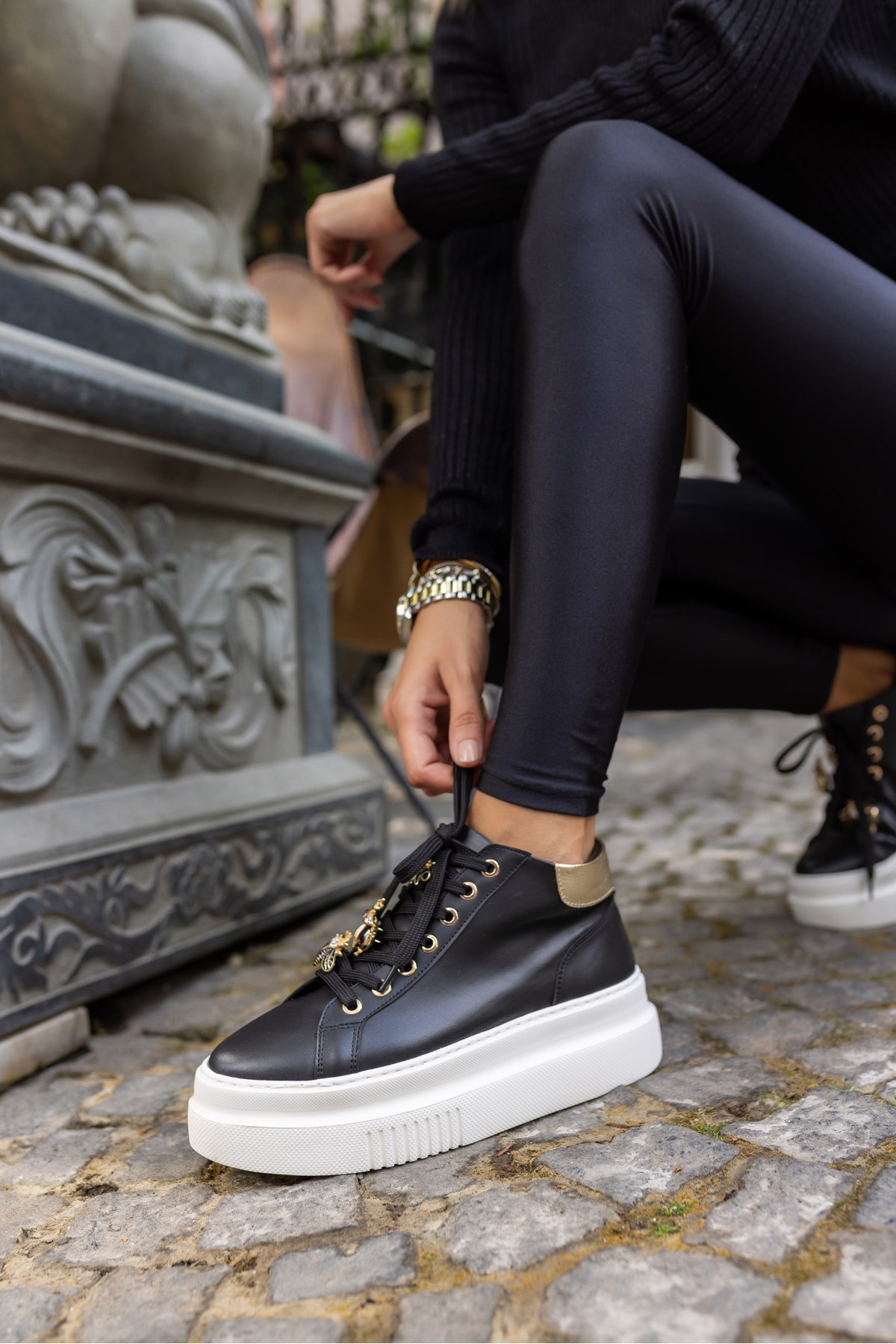SONNE KADIN SİYAH BAGCIK AKSESUAR DETAY SNEAKER BOT