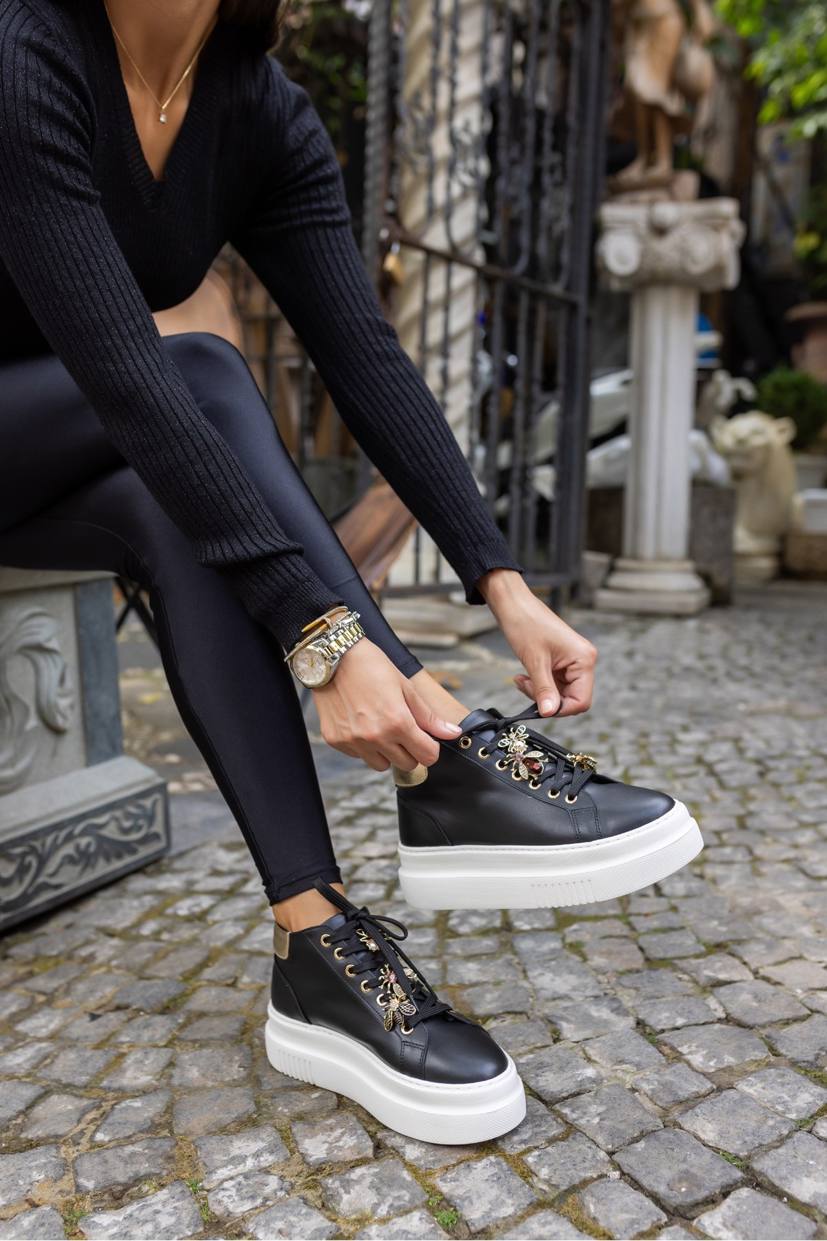 SONNE KADIN SİYAH BAGCIK AKSESUAR DETAY SNEAKER BOT