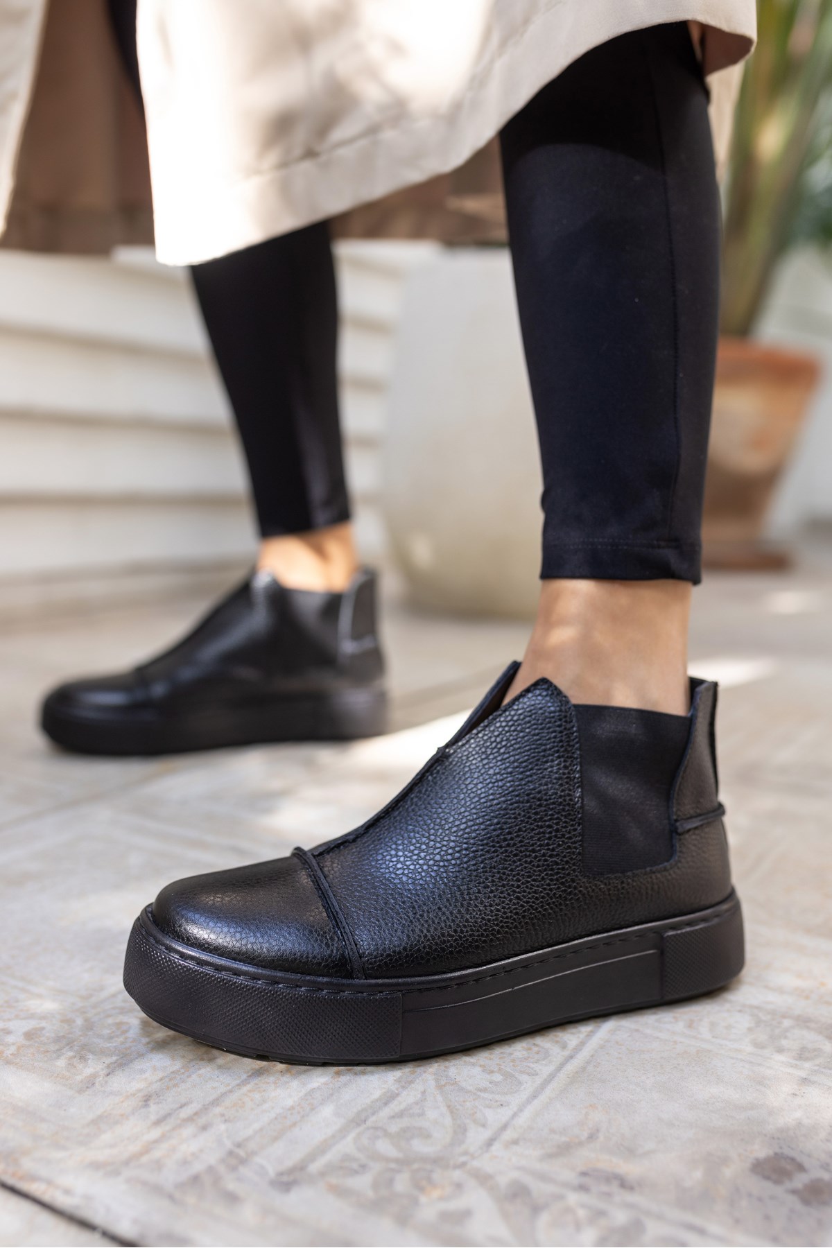 CARMO KADIN SİYAH GERCEK DERİ SNEAKER BOT