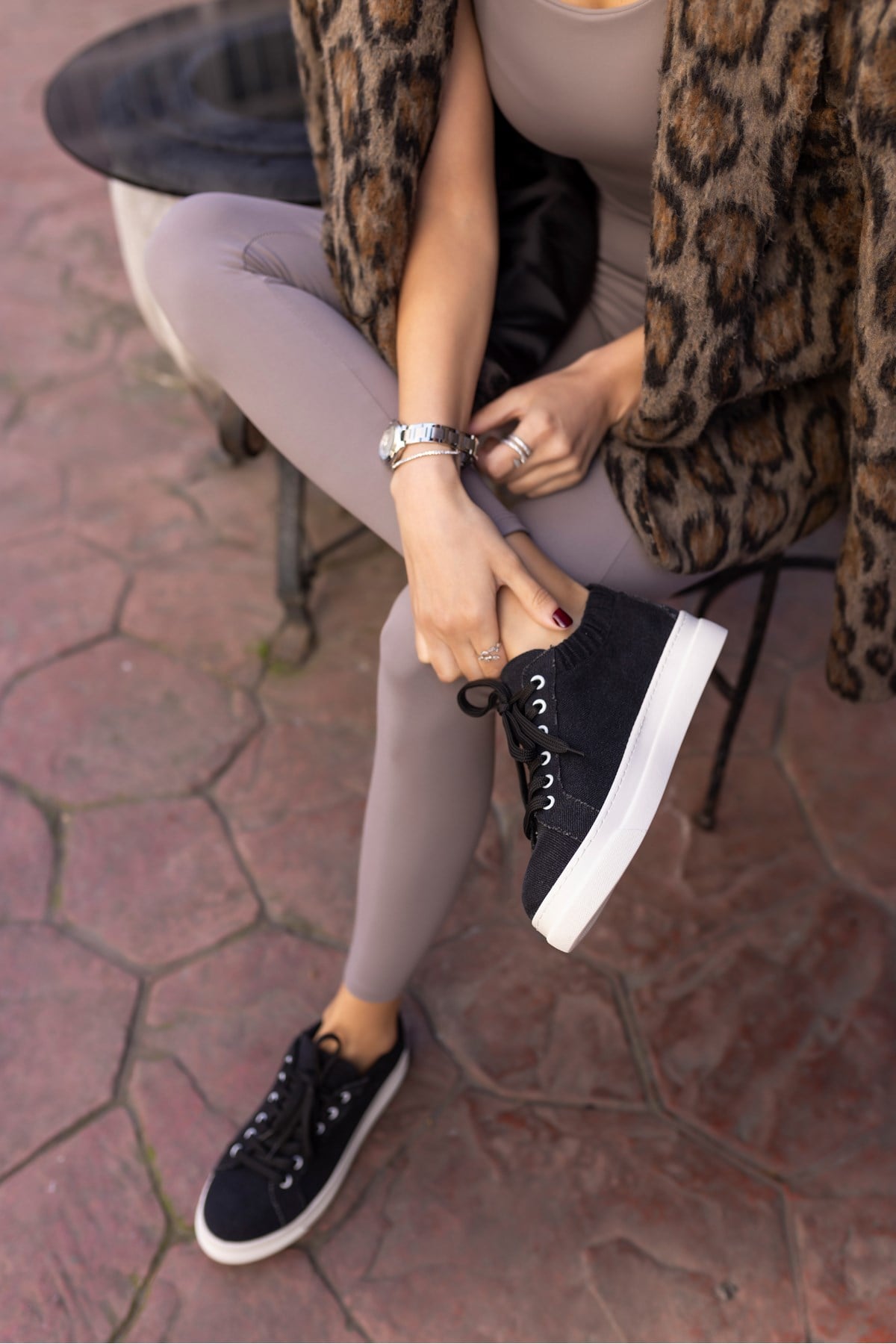 GWEN KADİN SİYAH KETEN LASTİKLİ SNEAKER