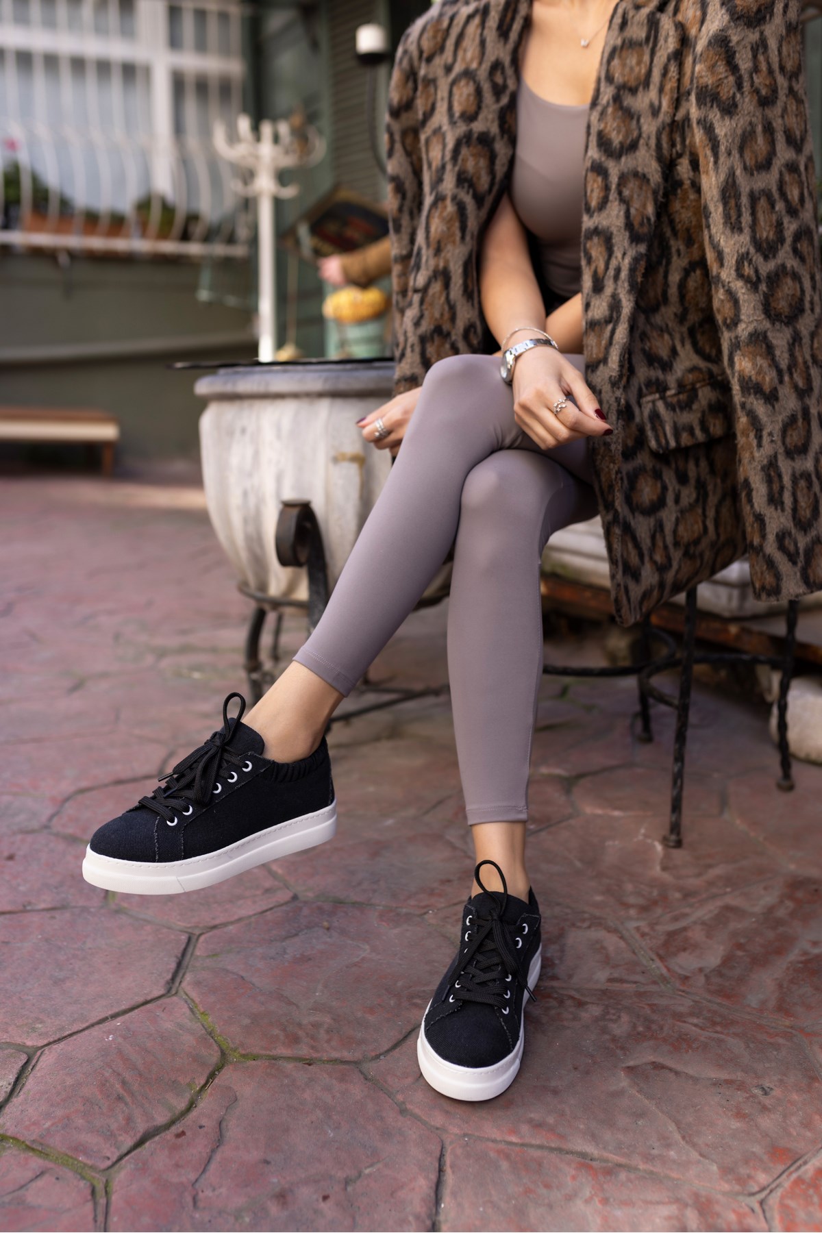 GWEN KADİN SİYAH KETEN LASTİKLİ SNEAKER