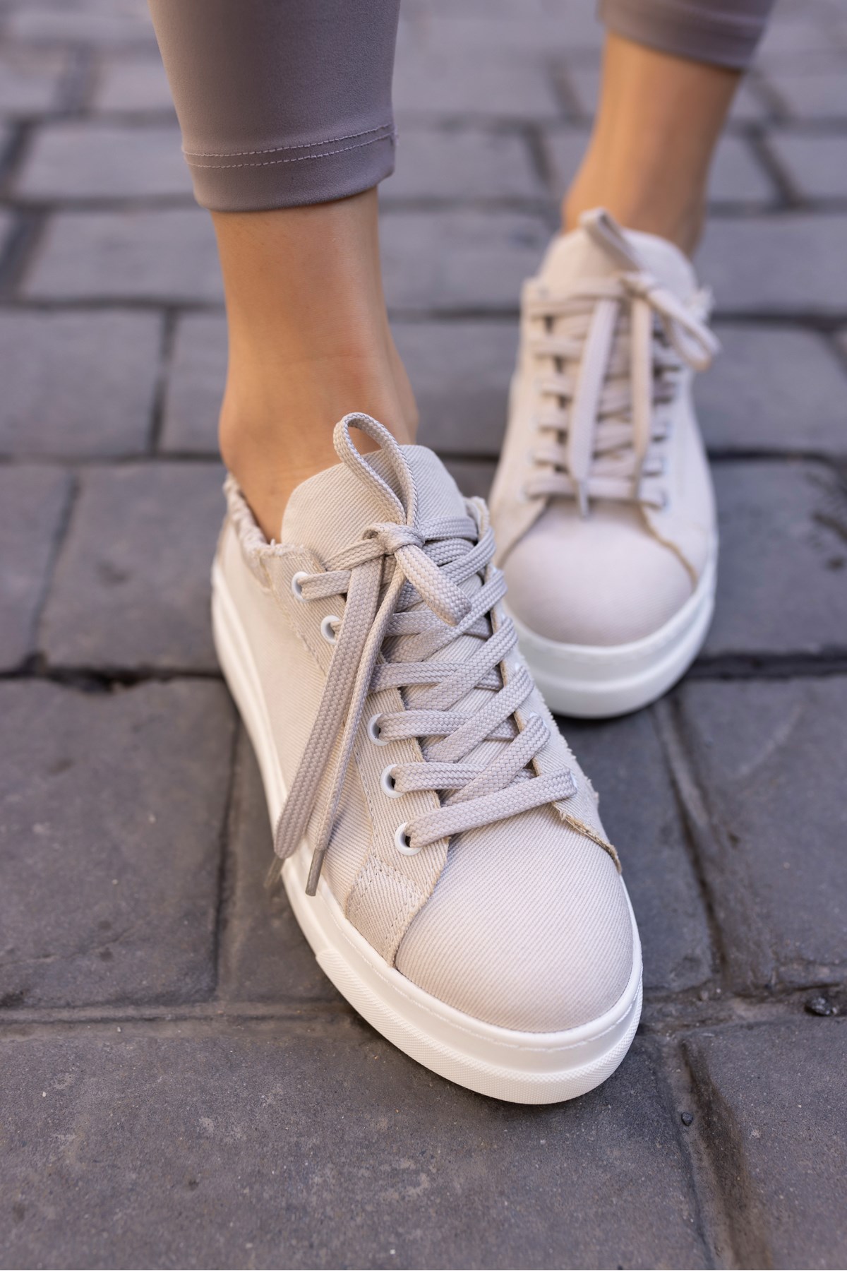 GWEN KADIN BEJ KETEN LASTIKLI SNEAKER