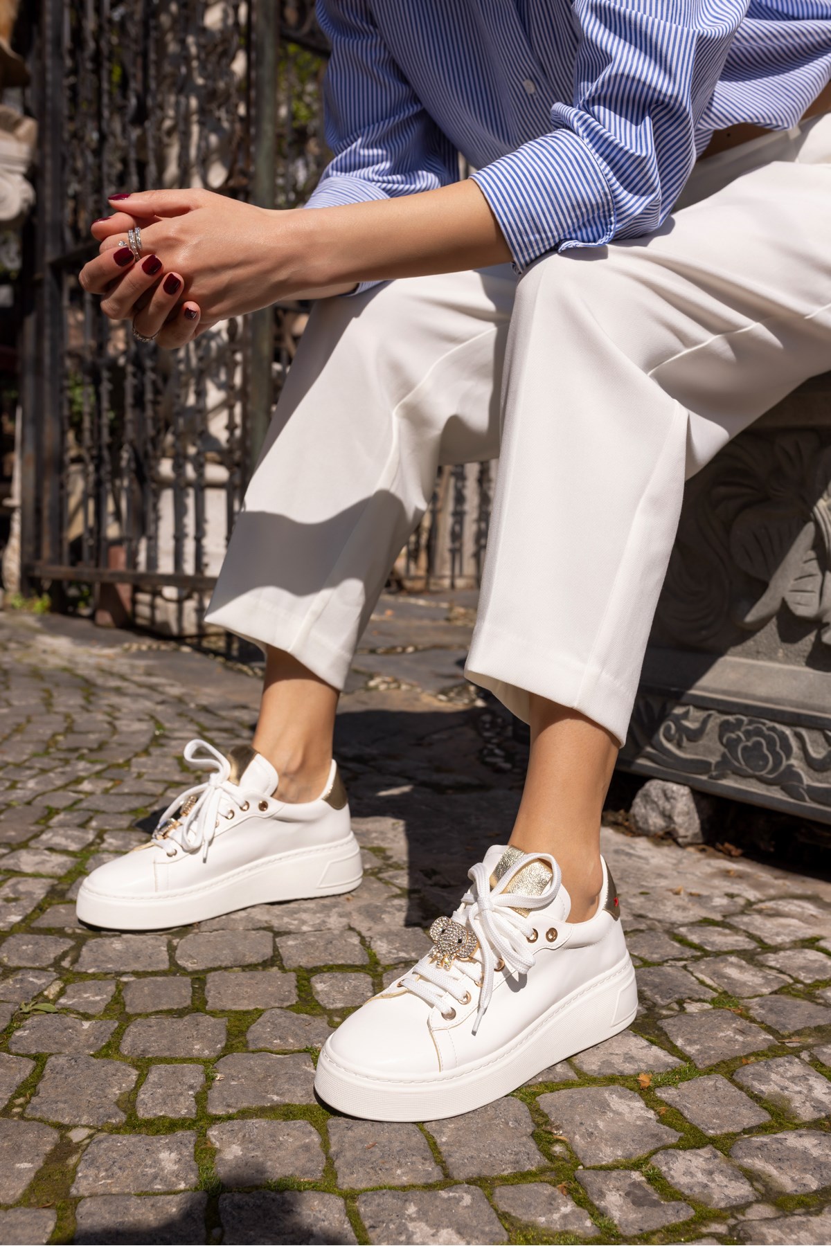 JULİO KADIN BEYAZ BAGCIK TAŞ DETAYLİ SNEAKERS