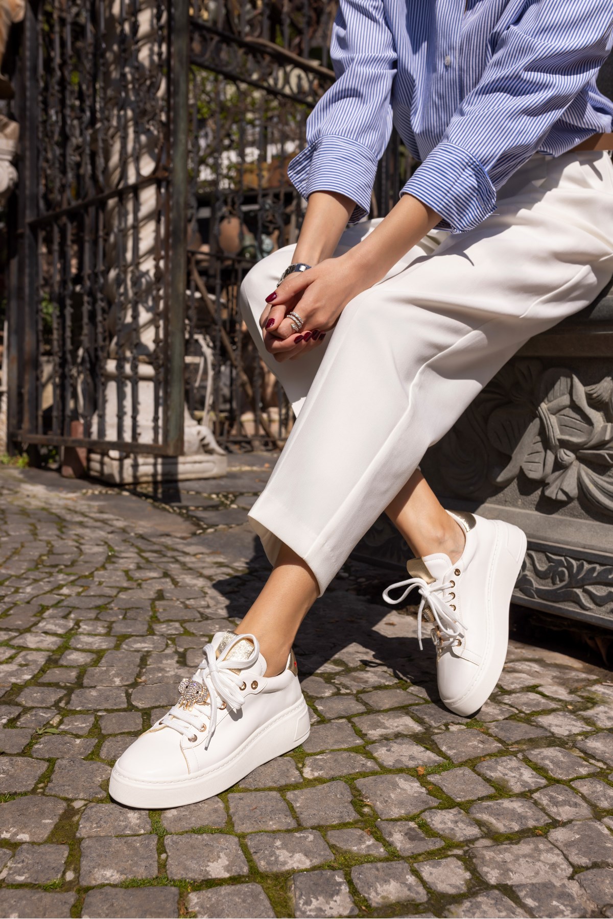 JULİO KADIN BEYAZ BAGCIK TAŞ DETAYLİ SNEAKERS