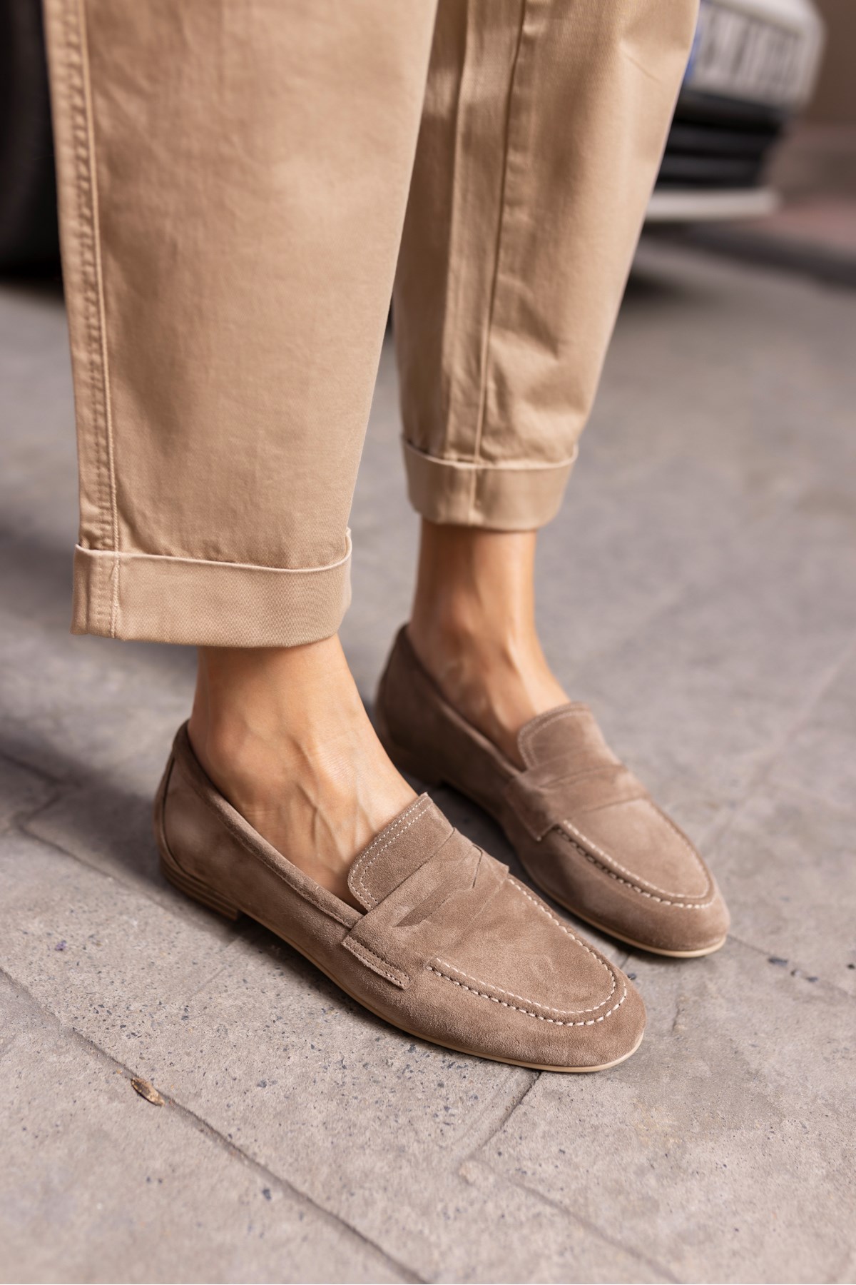 OTTON KADİN VİZON KUM SUET LOAFER BABET