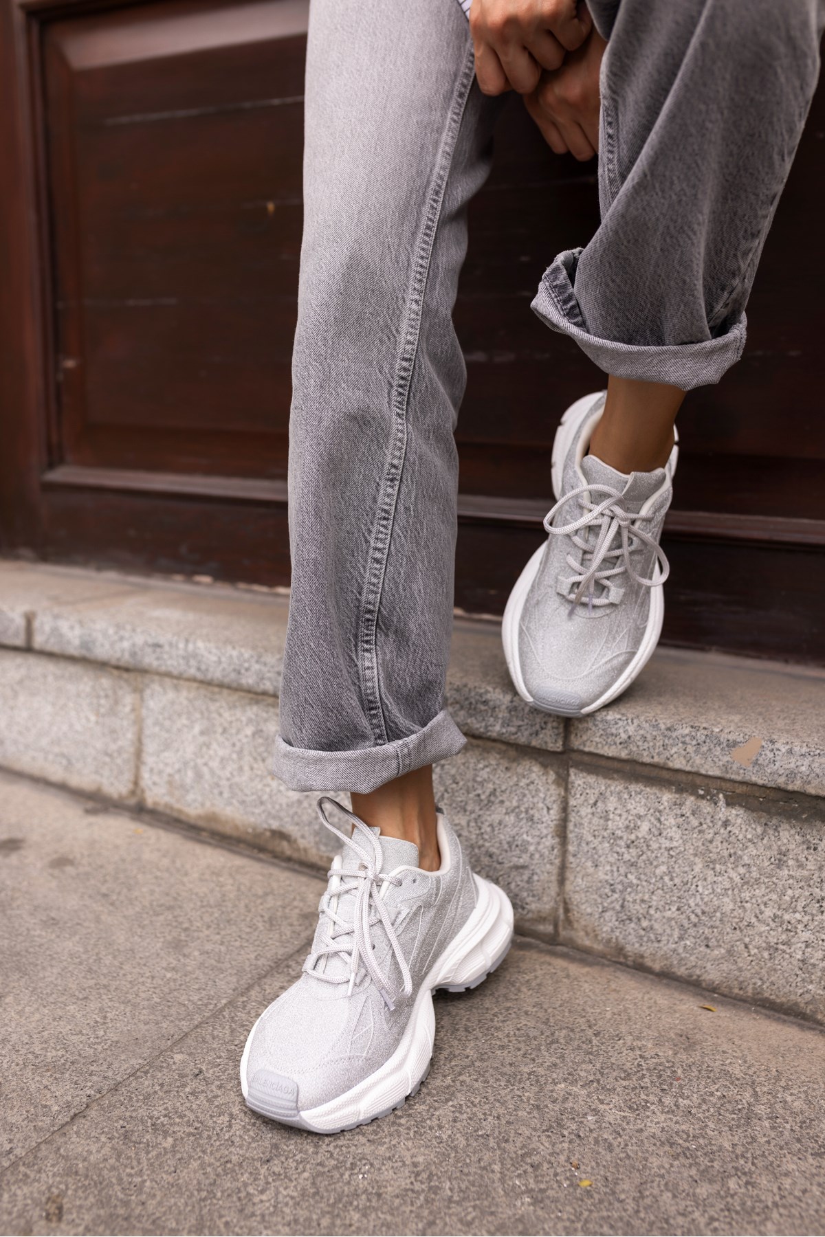 GENT KADİN GUMUS SİMLİ BEYAZ TABAN SNEAKER