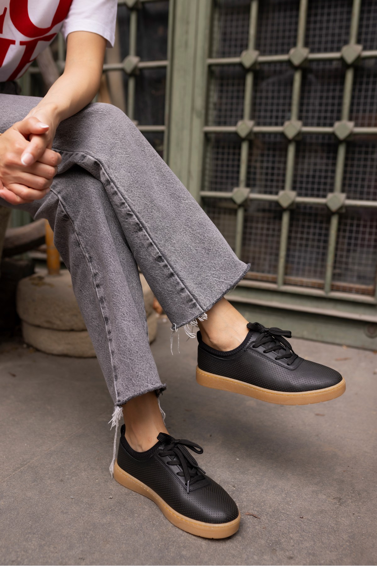 HALLA KADİN SİYAH ZİMBA DETAY EKSTRA YUMUSACIK SNEAKER