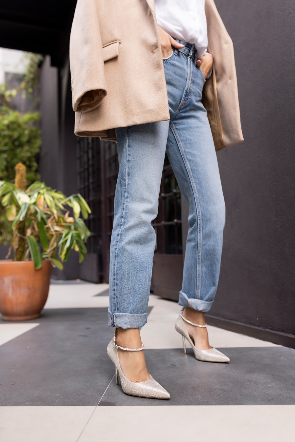 STİLA KADIN BEJ İTHAL MALZEME TAŞ ATKILI STILETTO