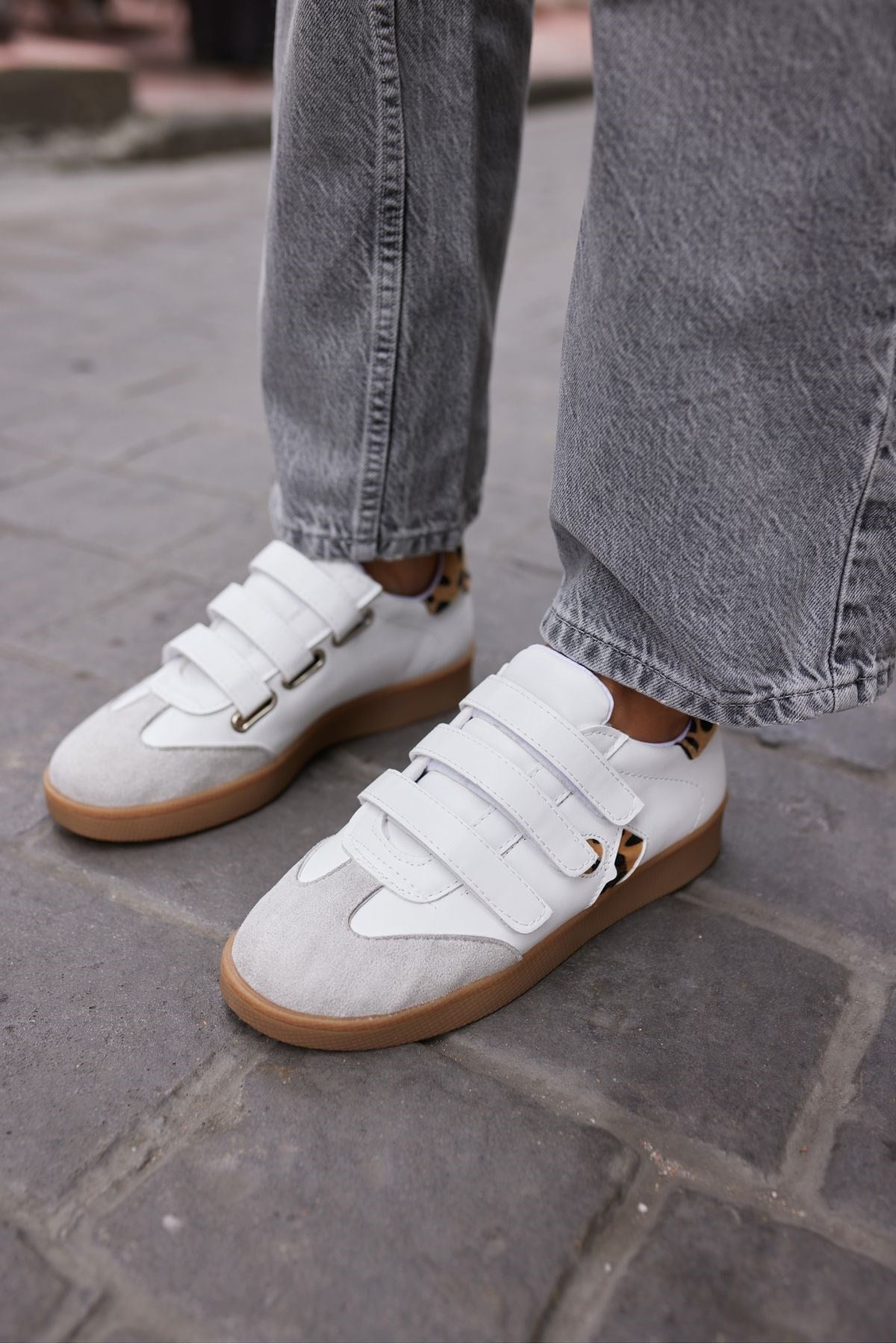 İSABEL KADIN BEYAZ CIRTLI LEOPAR DETAYLİ SNEAKER