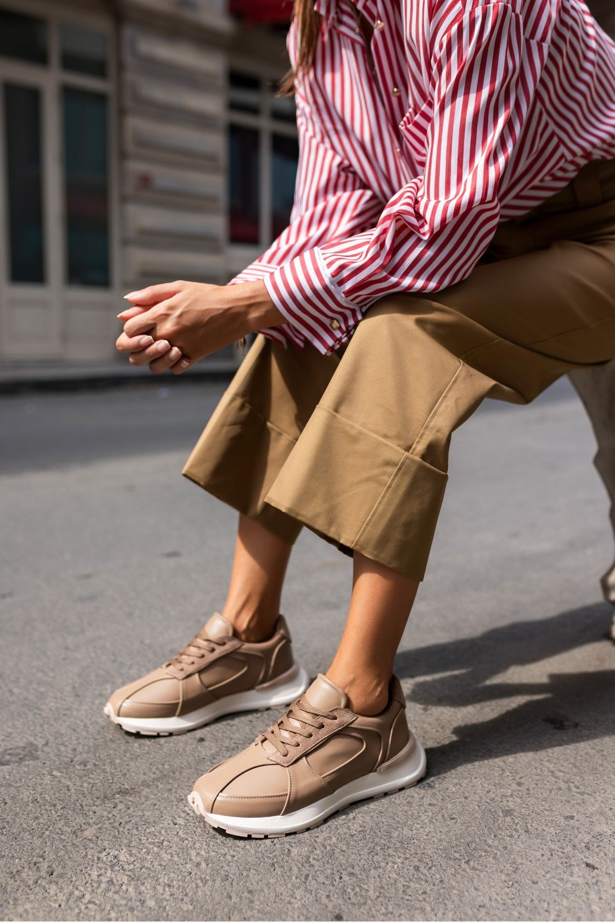 NUNA KADIN VIZON BAGCIKLI SNEAKER