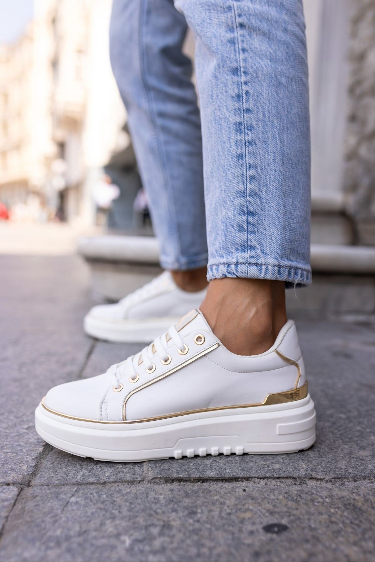 SPONT KADIN BEYAZ BAGCIKLI CASUAL AYAKKABİ
