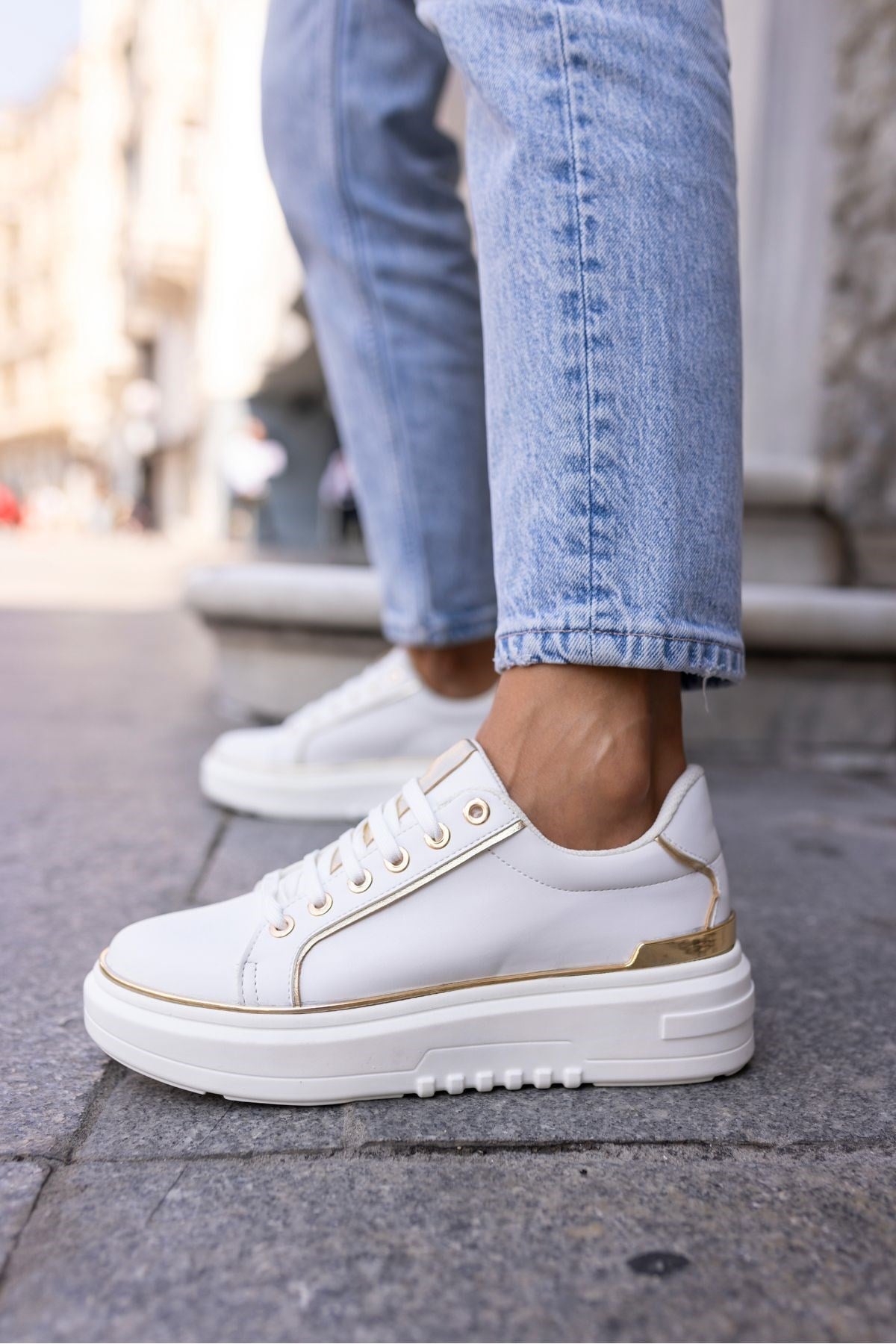 SPONT KADIN BEYAZ BAGCIKLI CASUAL AYAKKABİ