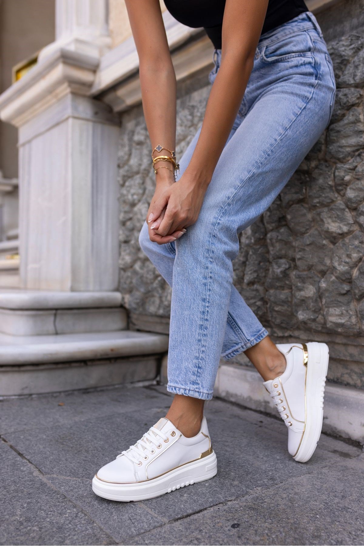 SPONT KADIN BEYAZ BAGCIKLI CASUAL AYAKKABİ
