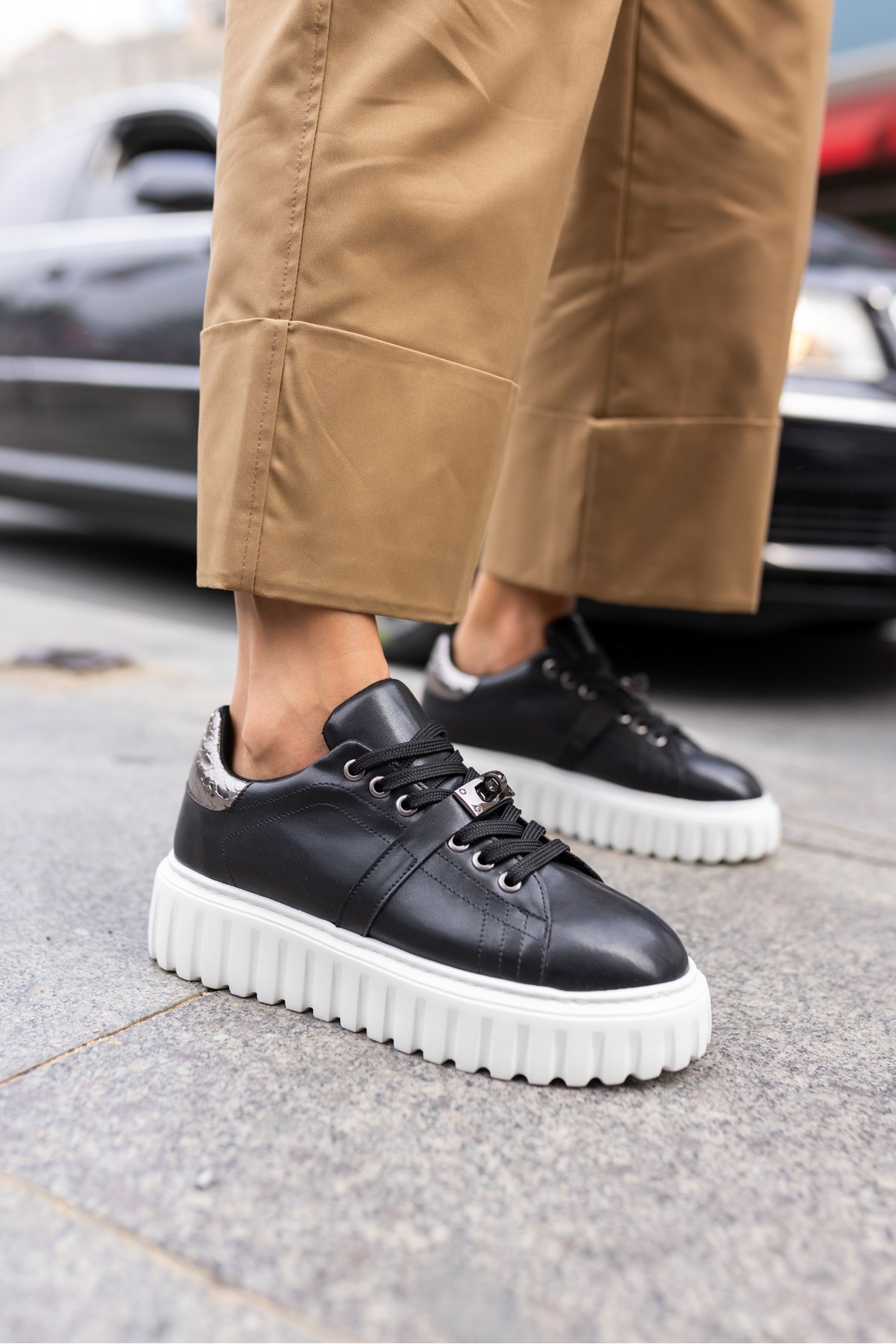 NİGEL KADİN SİYAH TOKA DETAY EVA TABANLİ SNEAKER