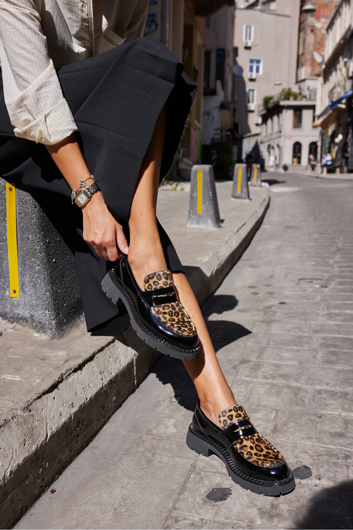 RİCKY KADIN SİYAH GERCEK DERİ LEOPAR DERİ GARNILI LOAFER