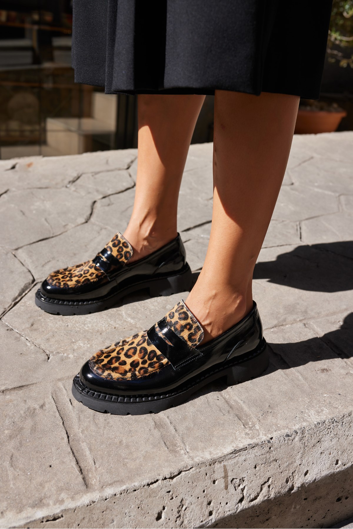 RİCKY KADIN SİYAH GERCEK DERİ LEOPAR DERİ GARNILI LOAFER