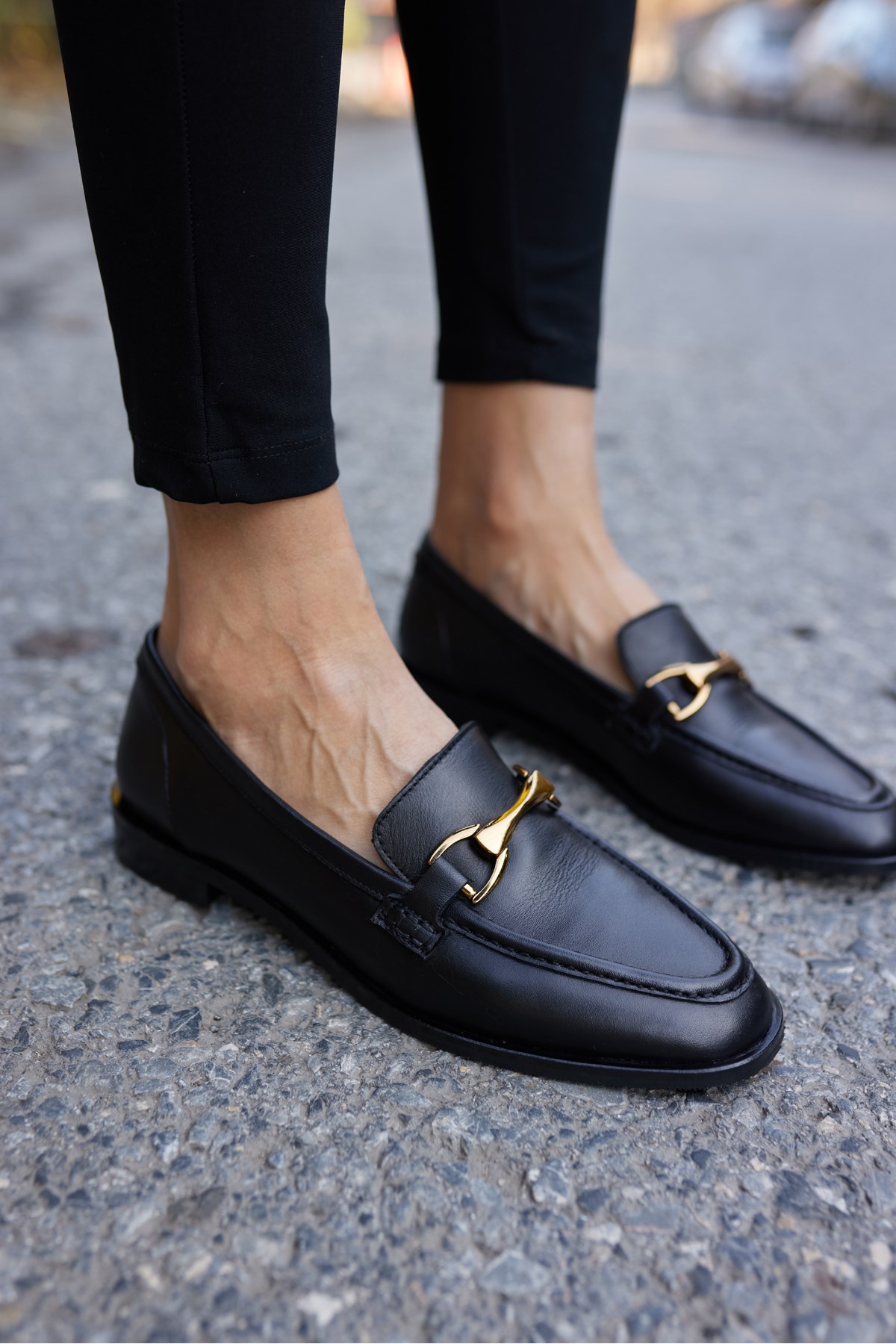 RUSH KADIN SİYAH GERCEK DERİ LOAFER AYAKKABİ