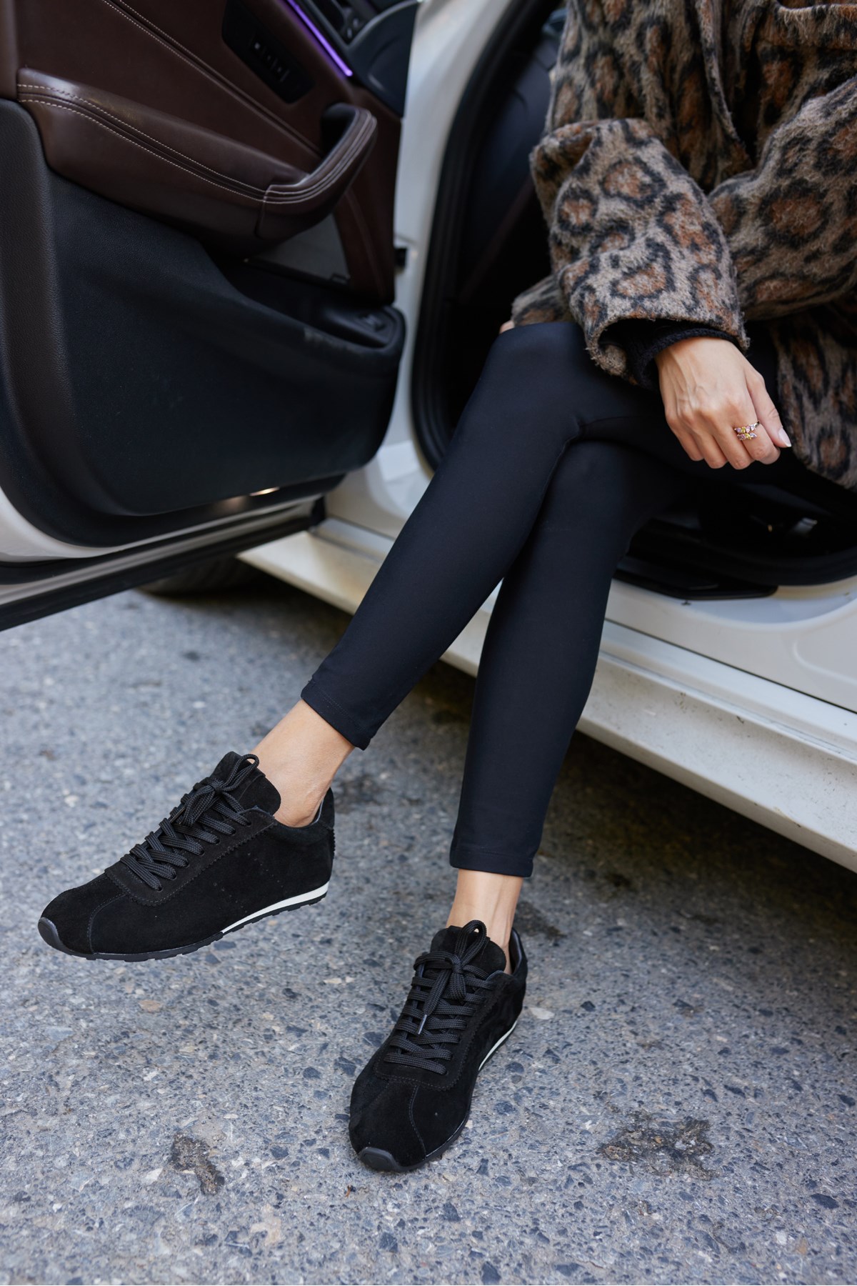 BOSETTİ KADİN SİYAH GERCEK SUET SNEAKER AYAKKABİ
