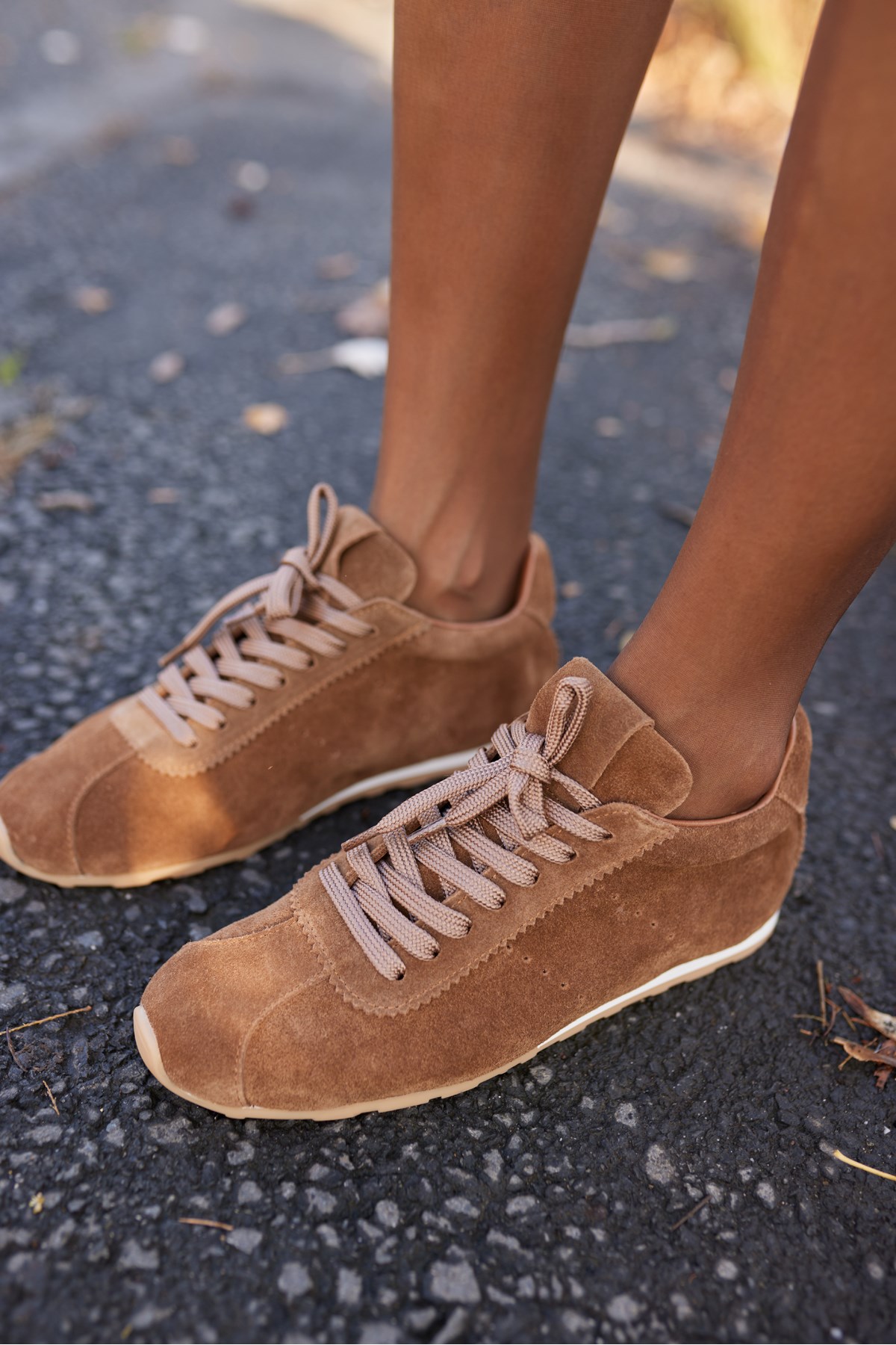 Bosetti Kadın Tutun Taba Gercek Suet Bagcikli Sneaker