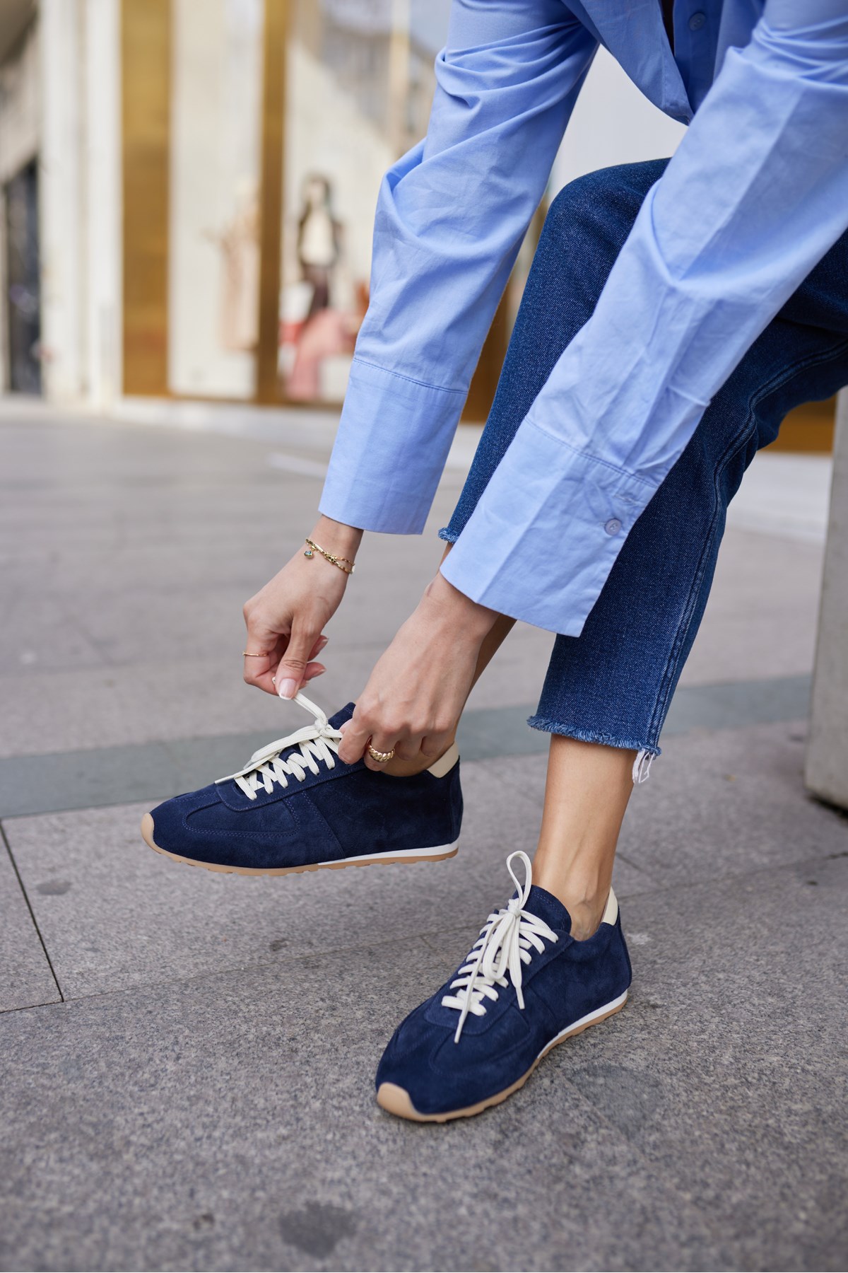 TORES KADIN LACIVERT GERCEK SUET BAGCIKLI SNEAKER