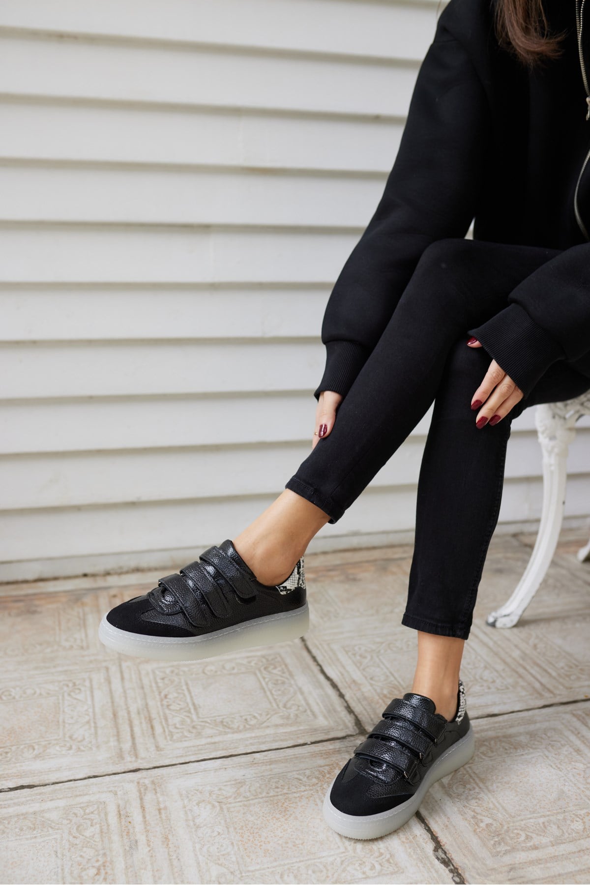 CELSO KADIN SİYAH CİRTLI SNEAKERS