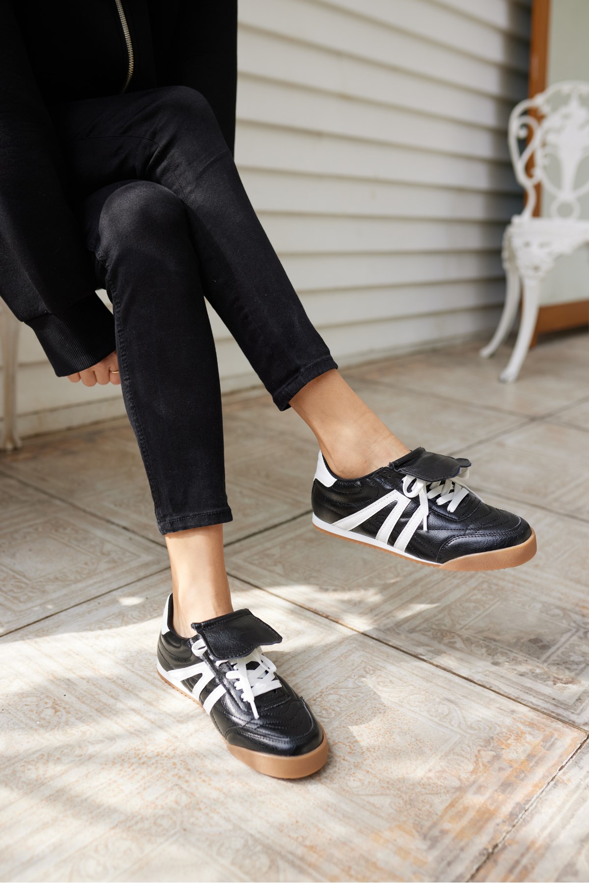 EDUARD KADIN SİYAH DIKIS DETAY SNEAKERS