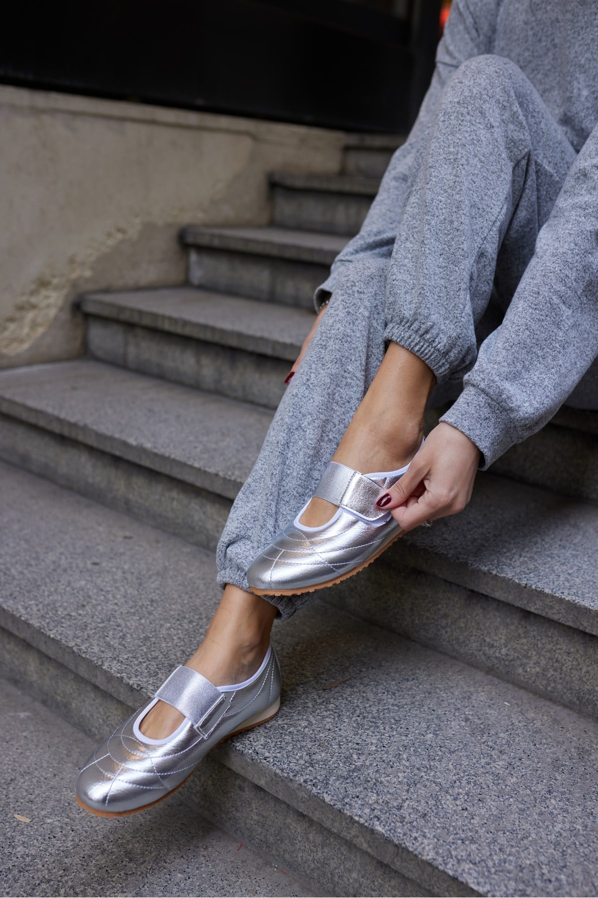 BARTU KADIN GUMUS BANTLI LASTIKLI SNEAKER