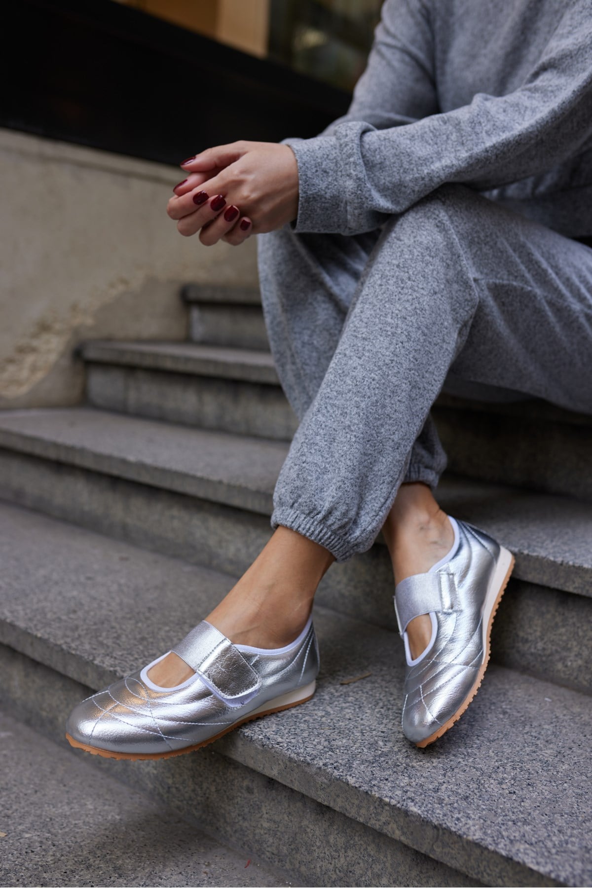 BARTU KADIN GUMUS BANTLI LASTIKLI SNEAKER