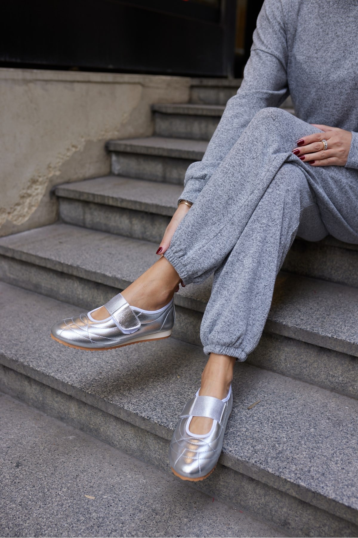 BARTU KADIN GUMUS BANTLI LASTIKLI SNEAKER