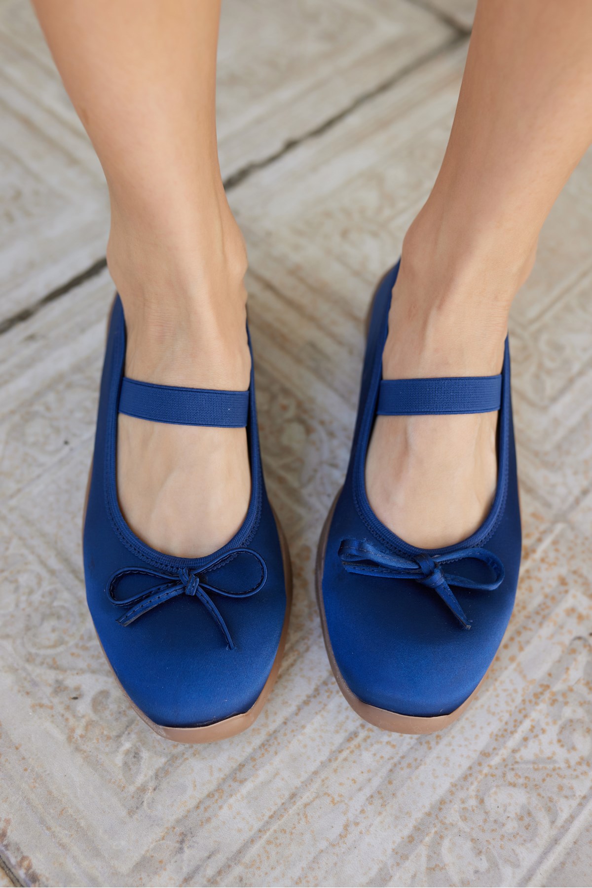 CACARES KADIN LACİVERT SATEN LASTIK DETAY BABET SNEAKER