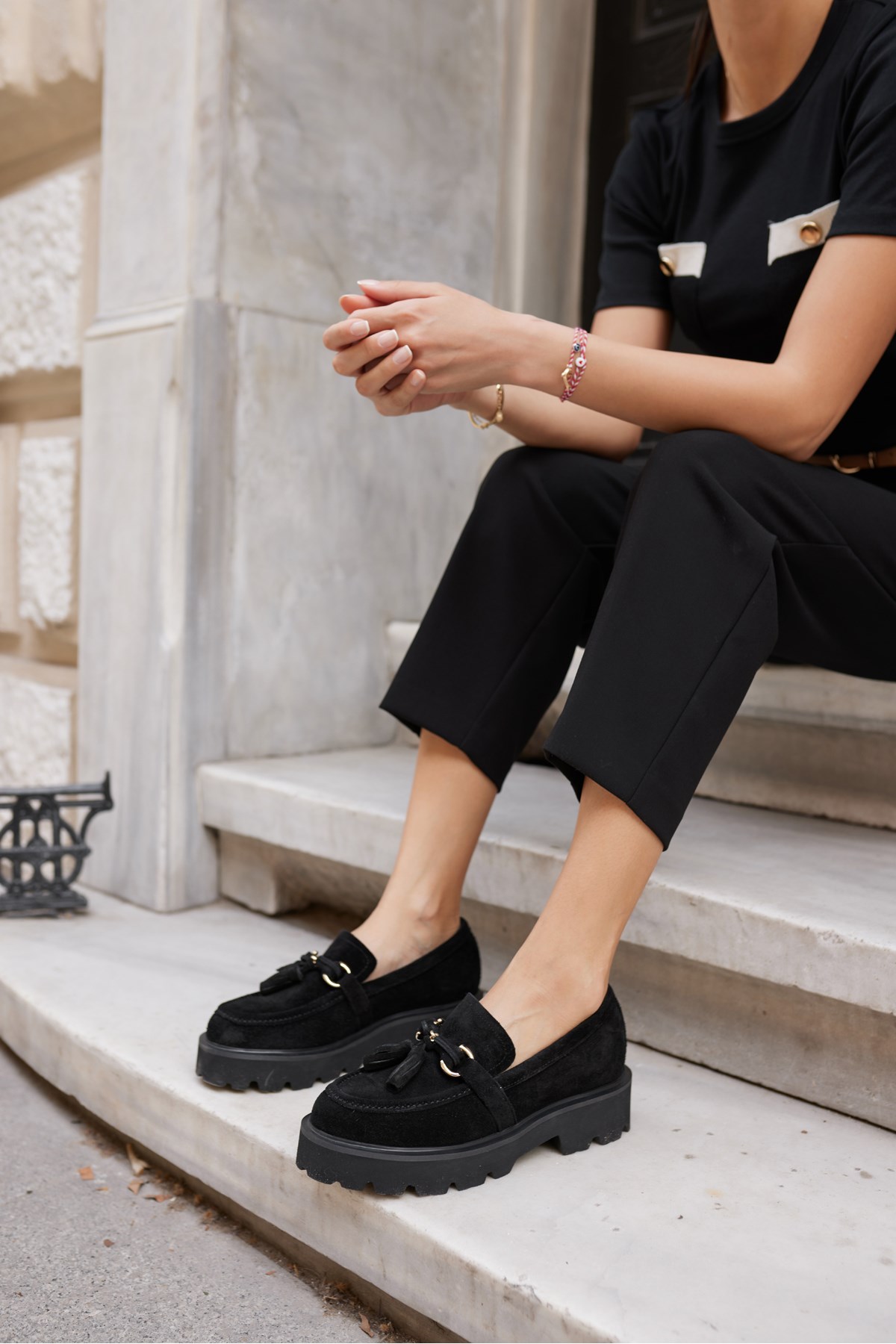 GRAY KADIN SİYAH GERCEK SÜET PUSKULLU EVA TABAN LOAFER AYAKKABİ