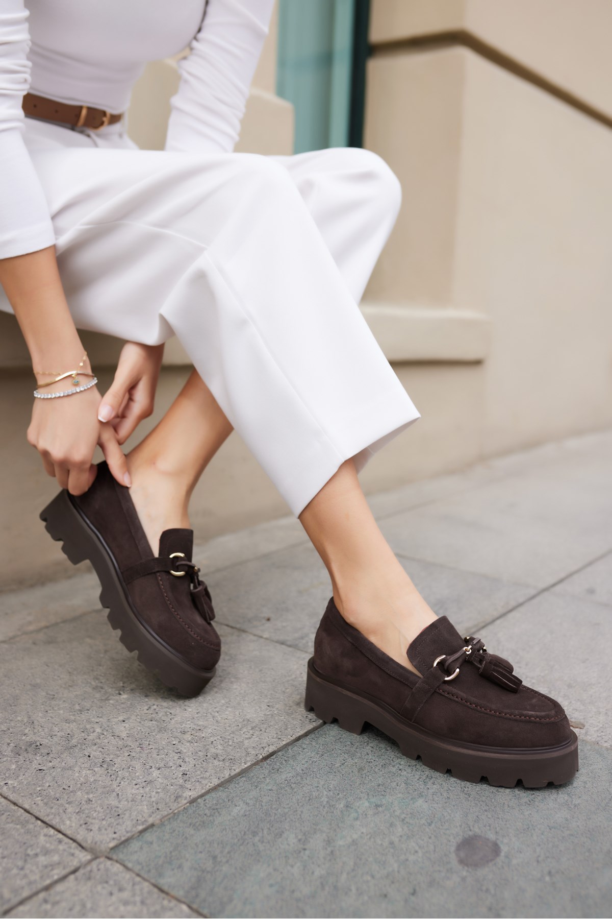 GRAY KADIN KAHVE GERCEK SUET PUSKUL DETAY EVA TABAN LOAFER AYAKKABİ