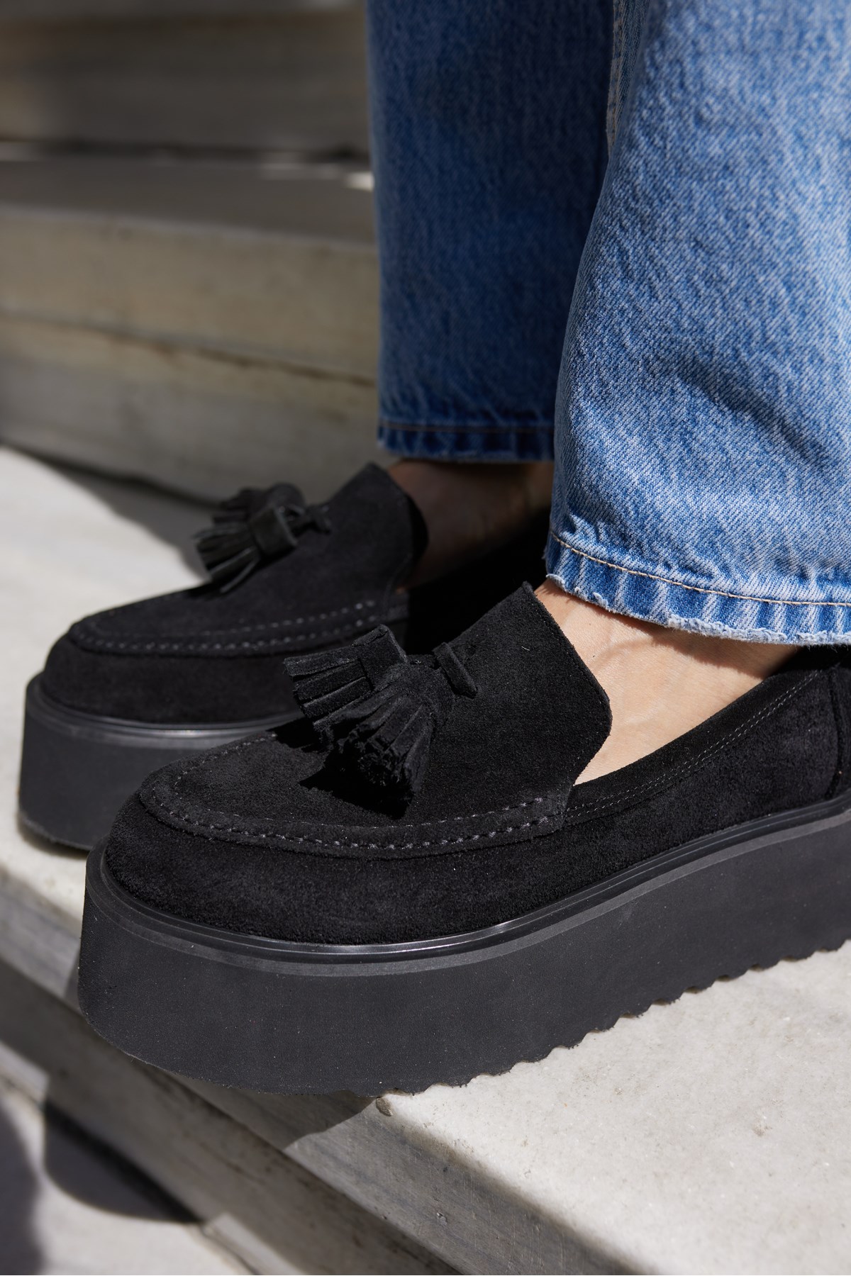 AJAX KADIN SİYAH GERCEK SUET PUSKULLU 5 CM EVA TABAN LOAFER